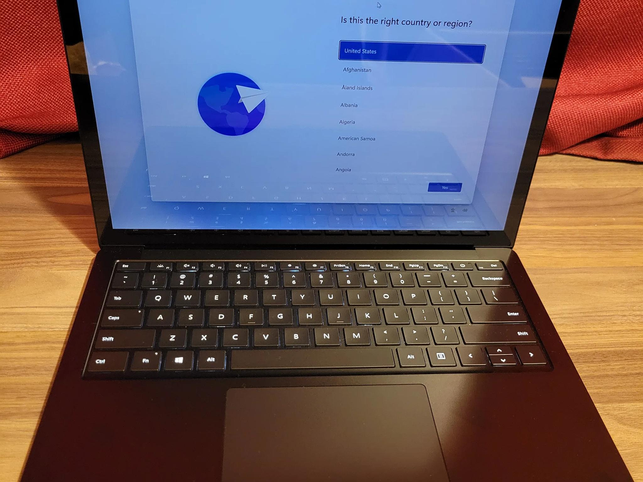 Microsoft Surface Laptop 3 - 256gb ssd - 13.5" 2k touch screen - intel i7