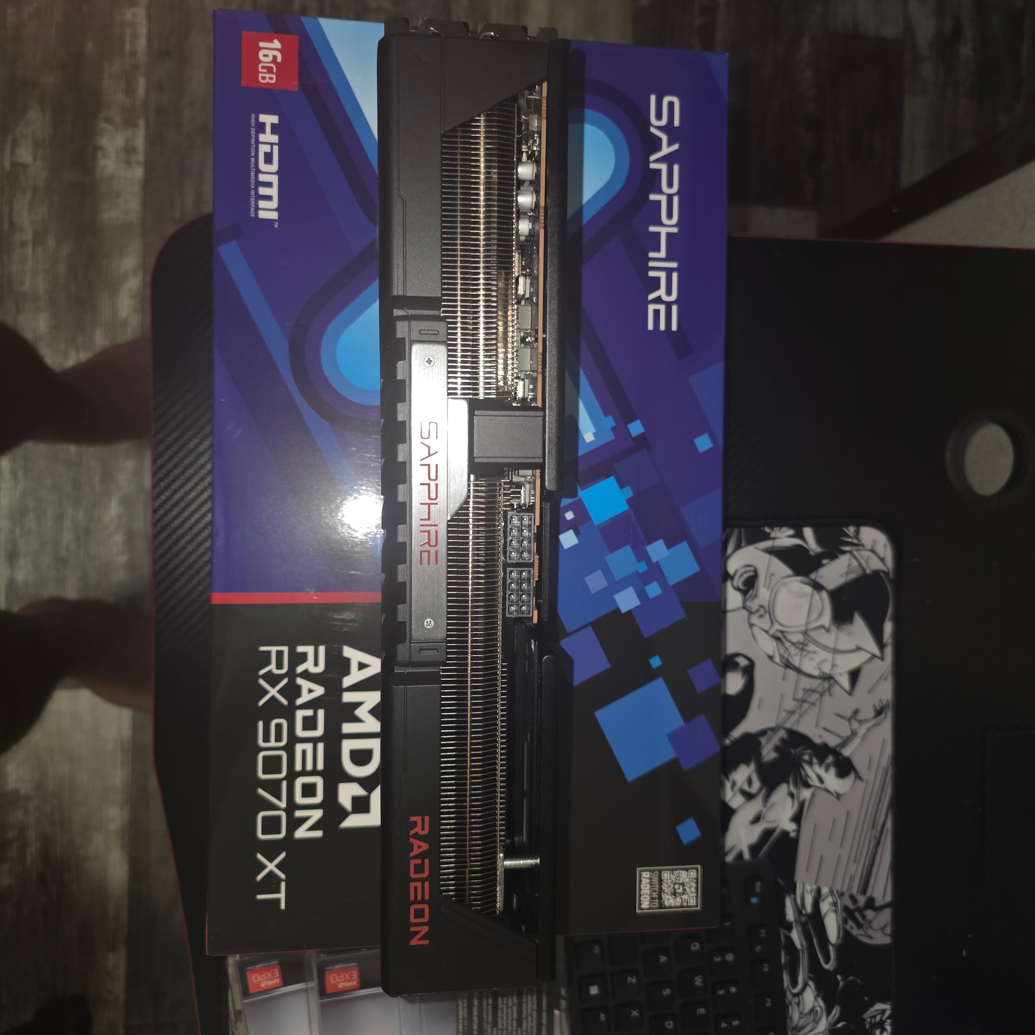 Sapphire PULSE AMD Radeon RX 9070 XT
