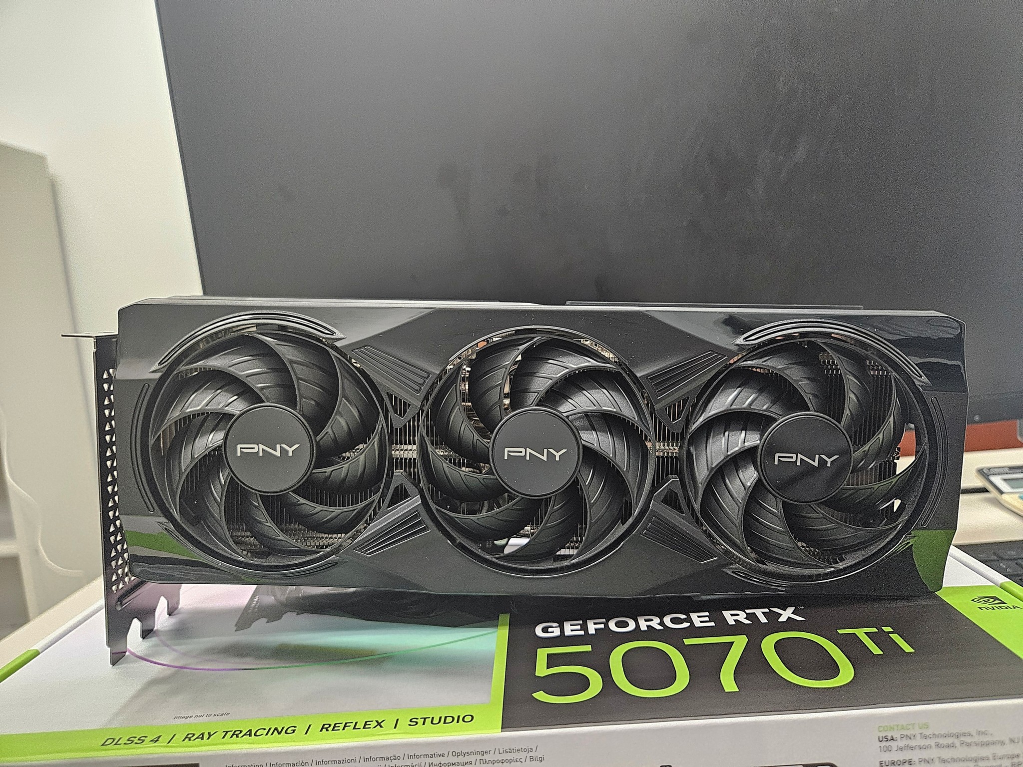 PNY GeForce RTX 5070 Ti OC Triple Fan