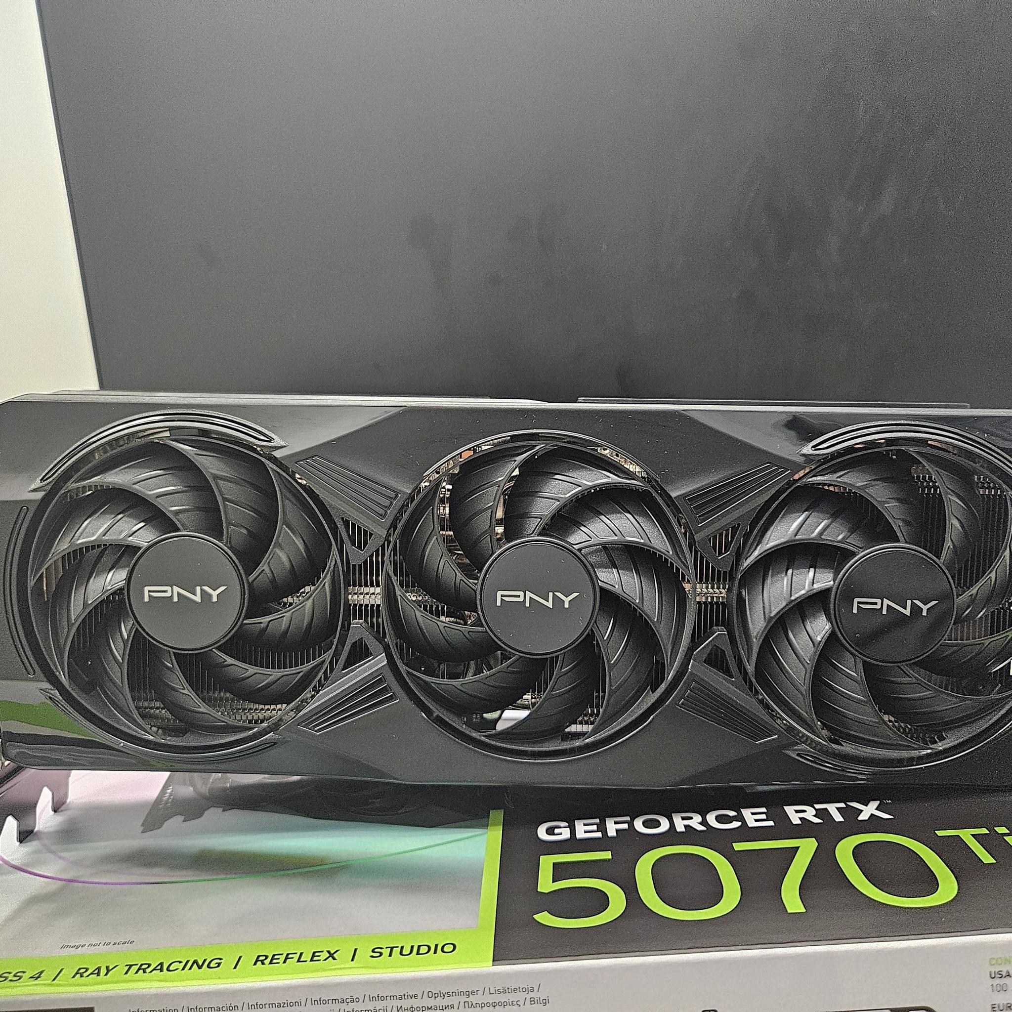 PNY GeForce RTX 5070 Ti OC Triple Fan