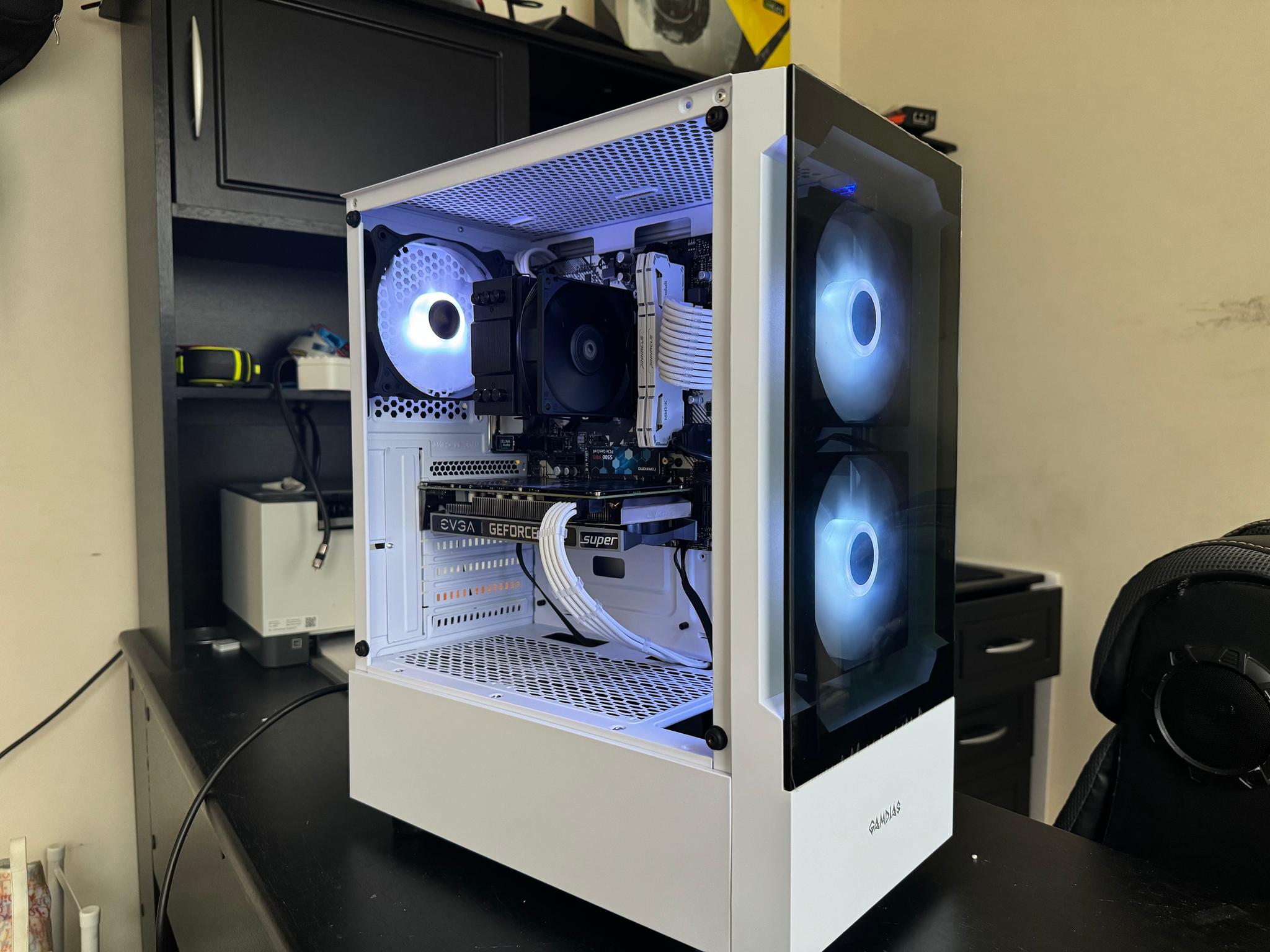 ❄️Ryzen 7 2700x Gtx 1660 Super Gaming Computer❄️