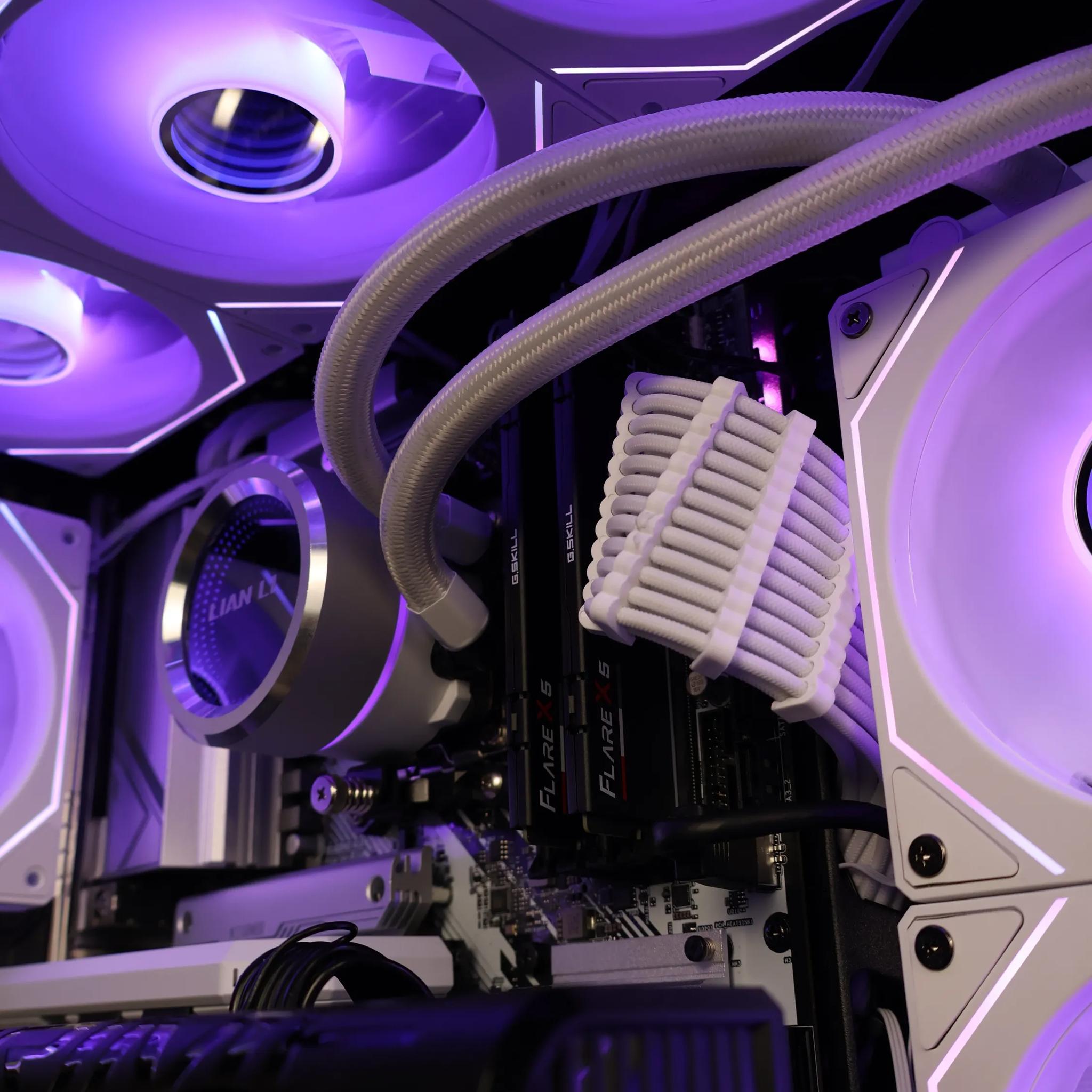 ⚪ Ryzen 7 9800X3D/RTX 5080 16GB Gaming/Streaming PC ⚪