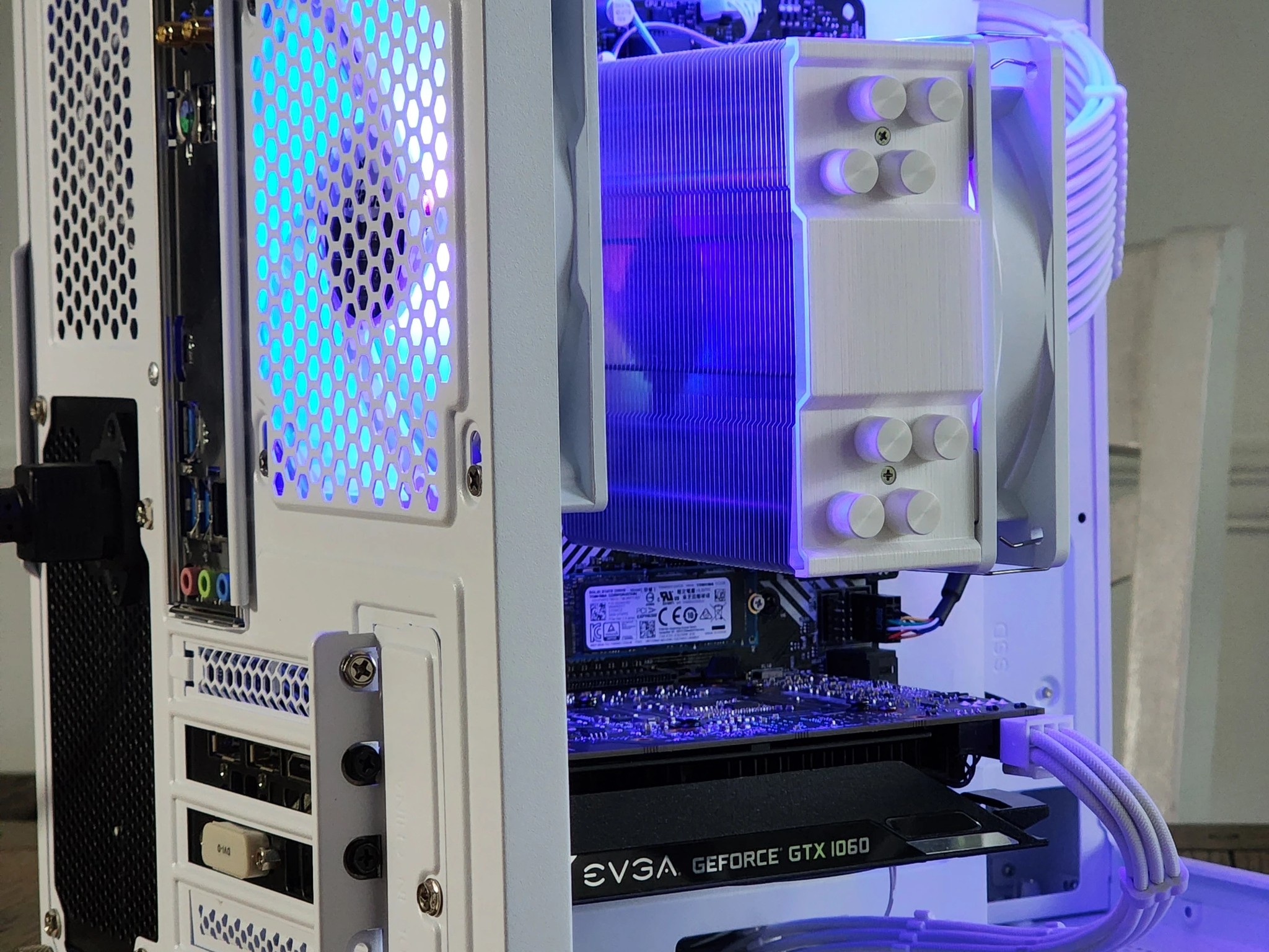 White Gaming PC | Ryzen 5 | GTX 1060 6GB | 16GB | 1TB | 450W | ARGB | WI-FI + BT