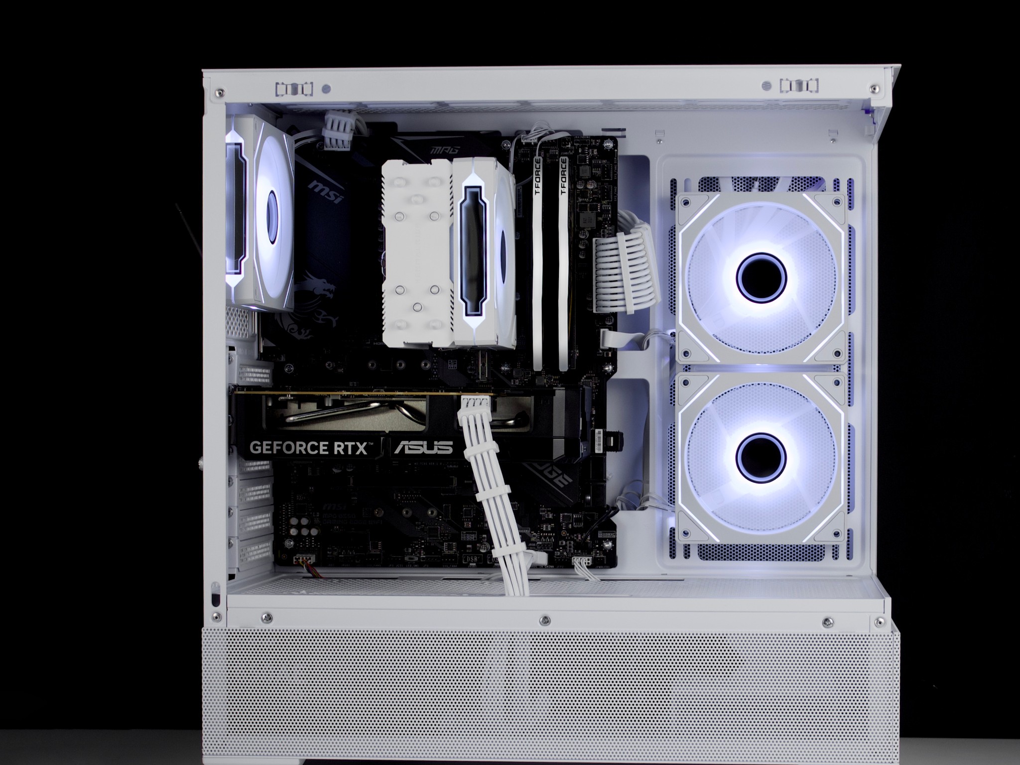 🧊❄️🧊 White Gaming PC – RTX 5060 , Ryzen 5 5500, 16GB RAM, 1TB SSD - WiFi, BlueTooth 🧊❄️🧊