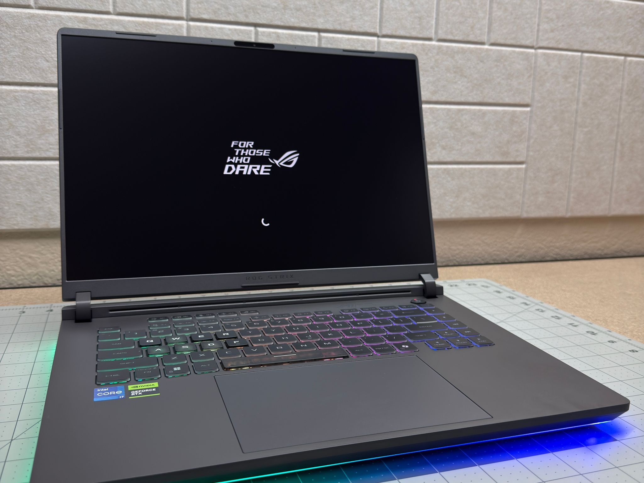 ASUS ROG STRIX G16 Gaming Laptop • RTX 4060 • Intel i7-14650HX