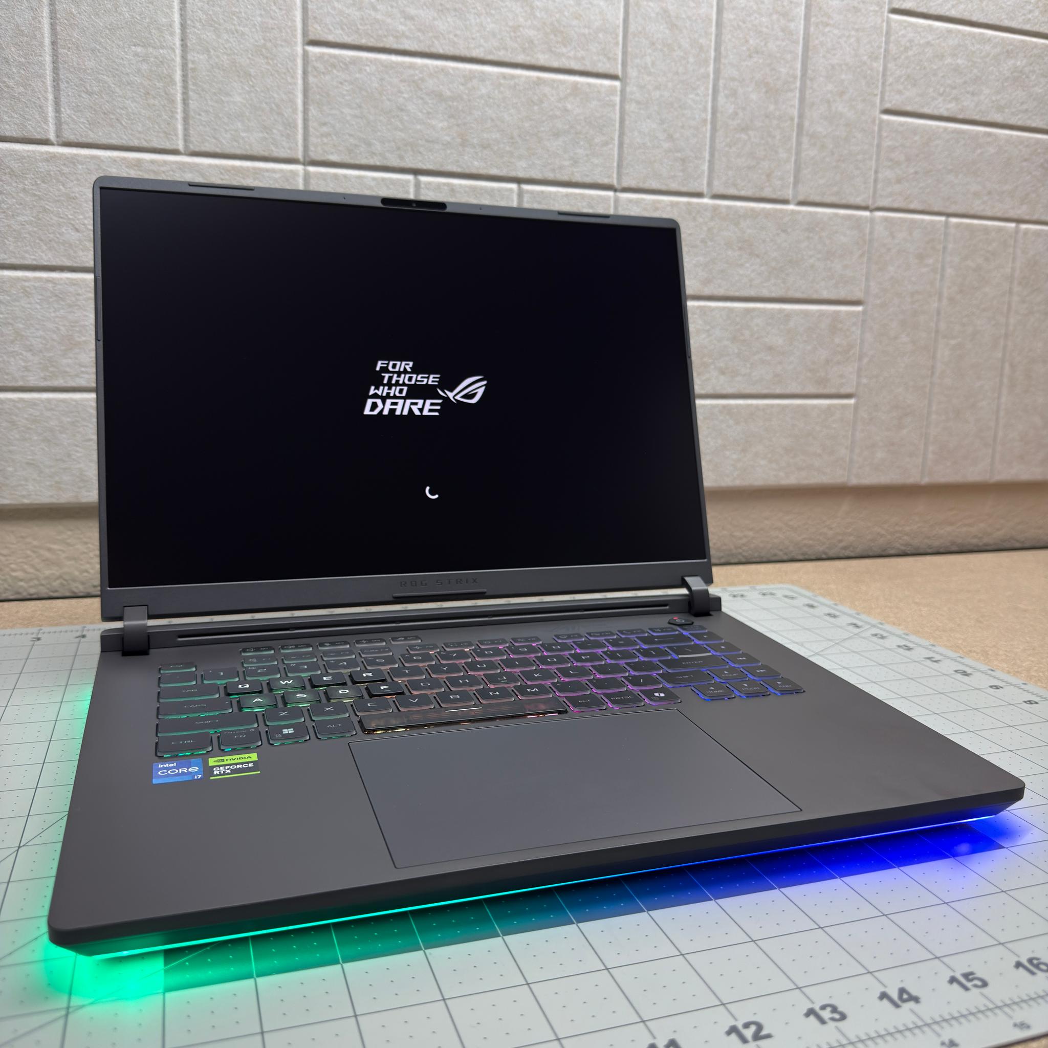 ASUS ROG STRIX G16 Gaming Laptop • RTX 4060 • Intel i7-14650HX