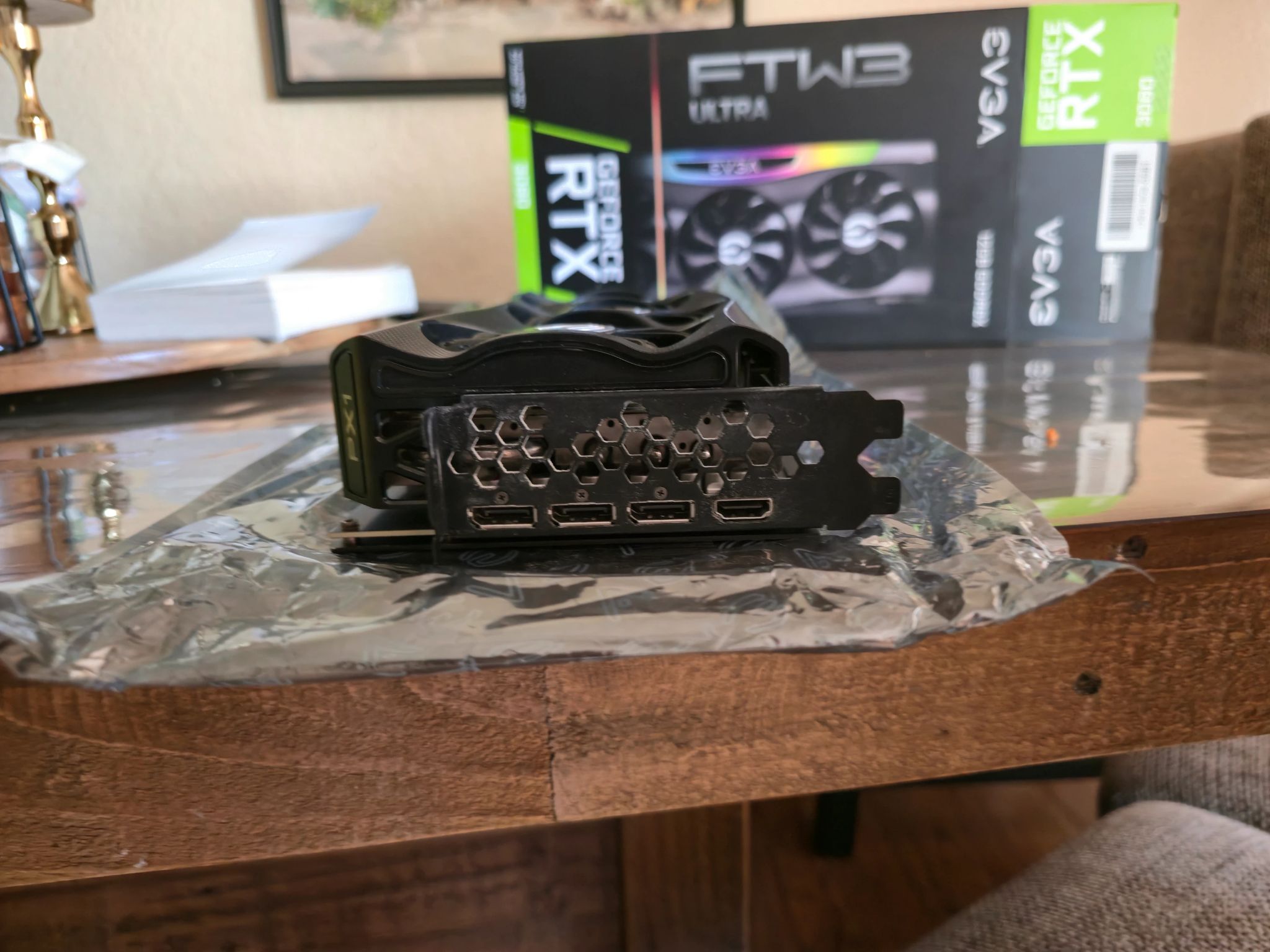 EVGA FTW3 Ultra Gaming GeForce RTX 3080 12GB LHR