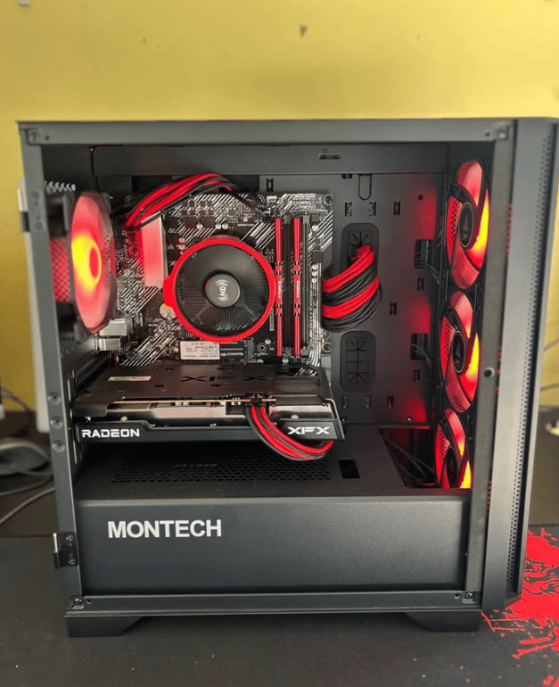 Black and Red Rx 6600/Ryzen 5 5500 PC