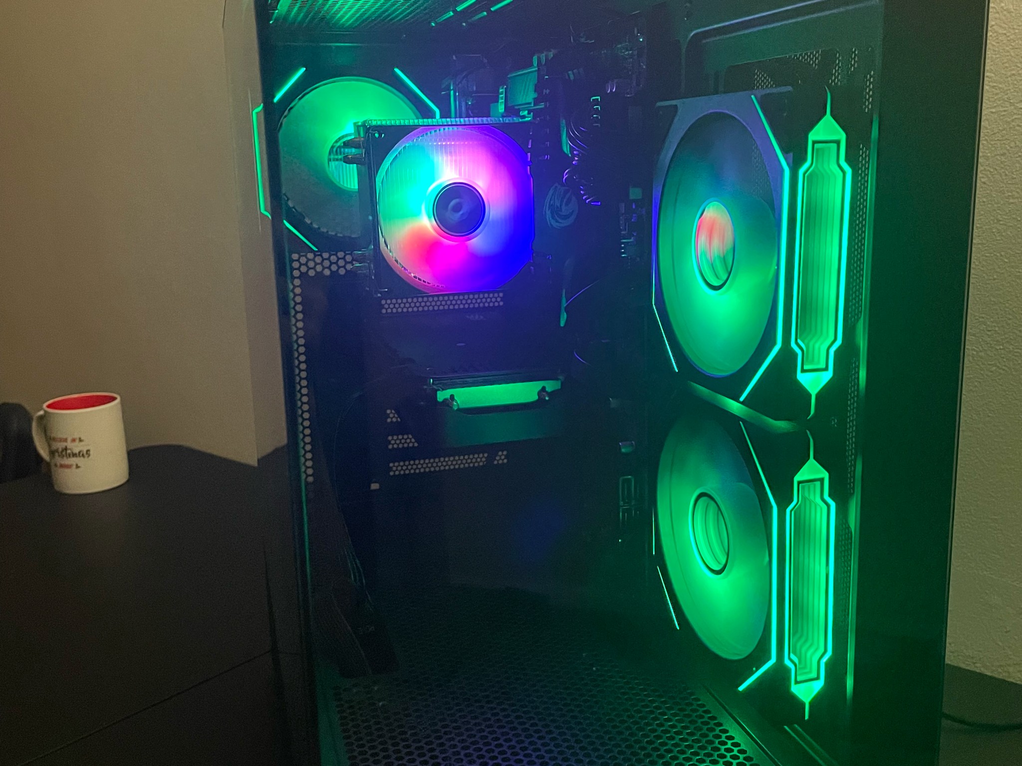 Intel I5 14400F | RX9060XT 8GB | 32GB DDR5 | 1Tb NMVE