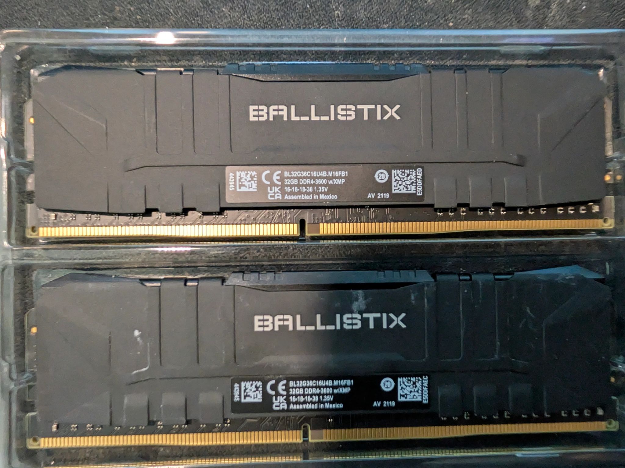 Pre-Owned 64GB (2x32GB) Crucial Ballistix DDR4-3600 NON-RGB