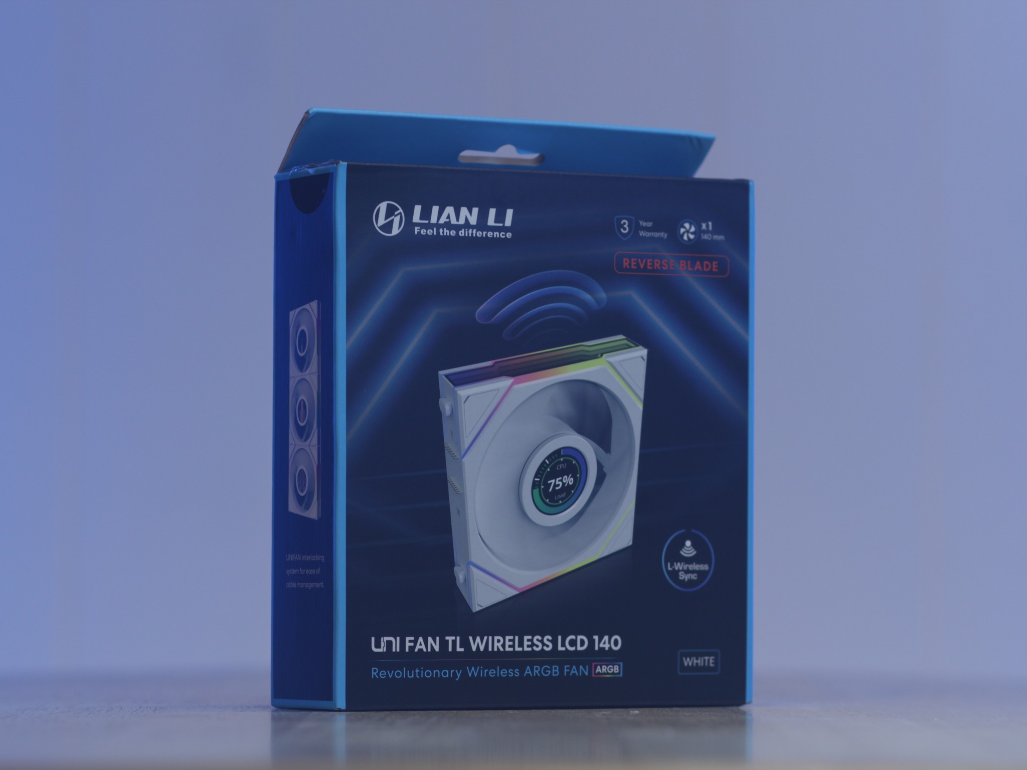 Lian Li 3-Pack UNI FAN TL Wireless LCD 140 ARGB Reverse Blade + L-Wireless Controller (White)
