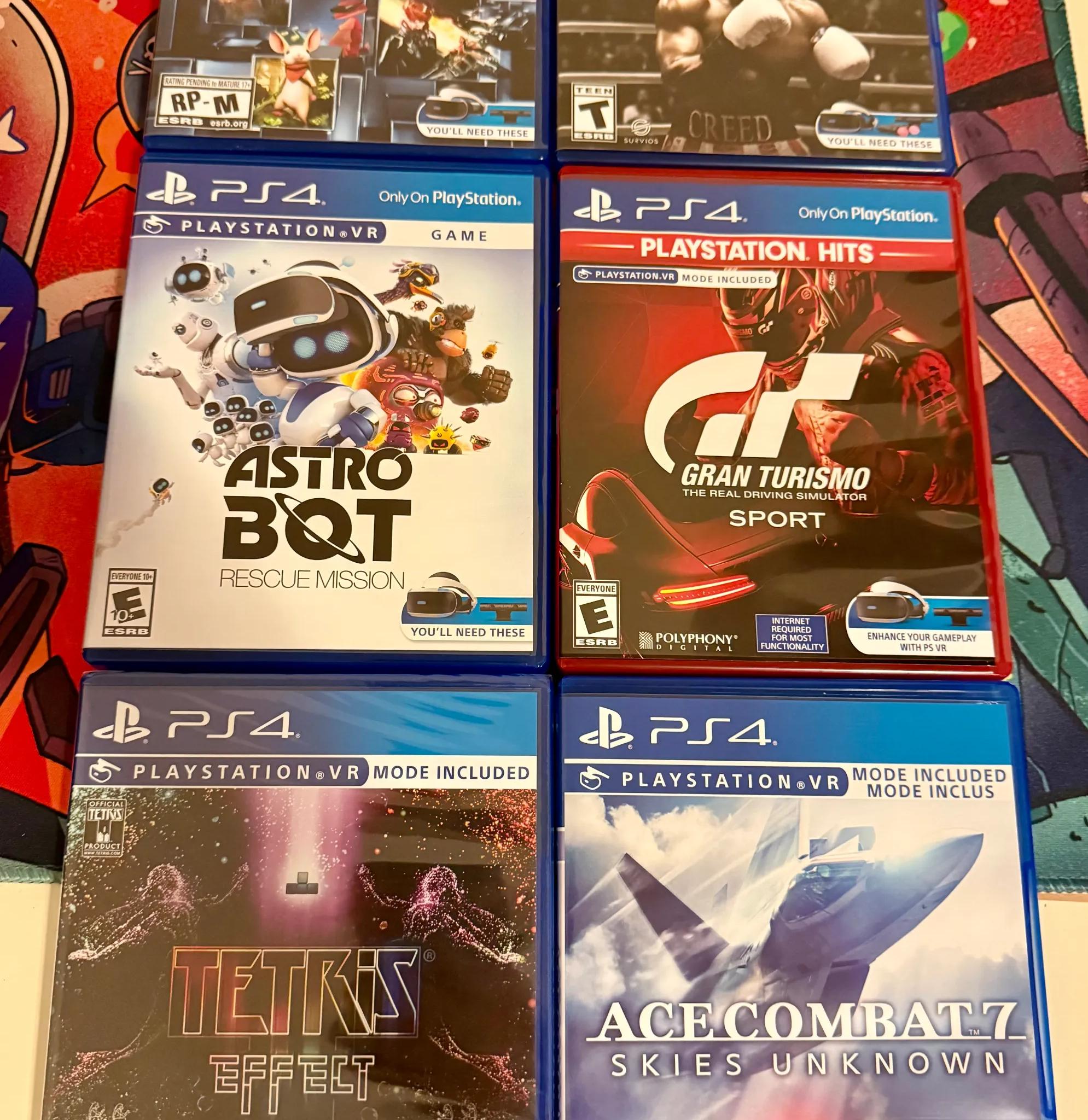 PSVR1 + 6 PS4 VR Games (CUH-ZVR2)