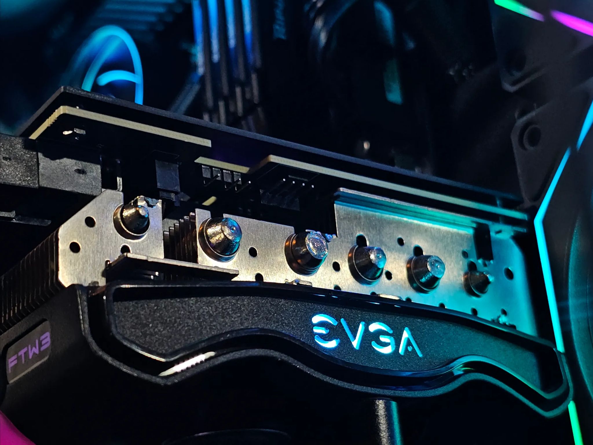 FTW / RTX 3080 10GB / i9 9900k / 64GB DDR4 / 2TB SSD / Wi-FI & BT