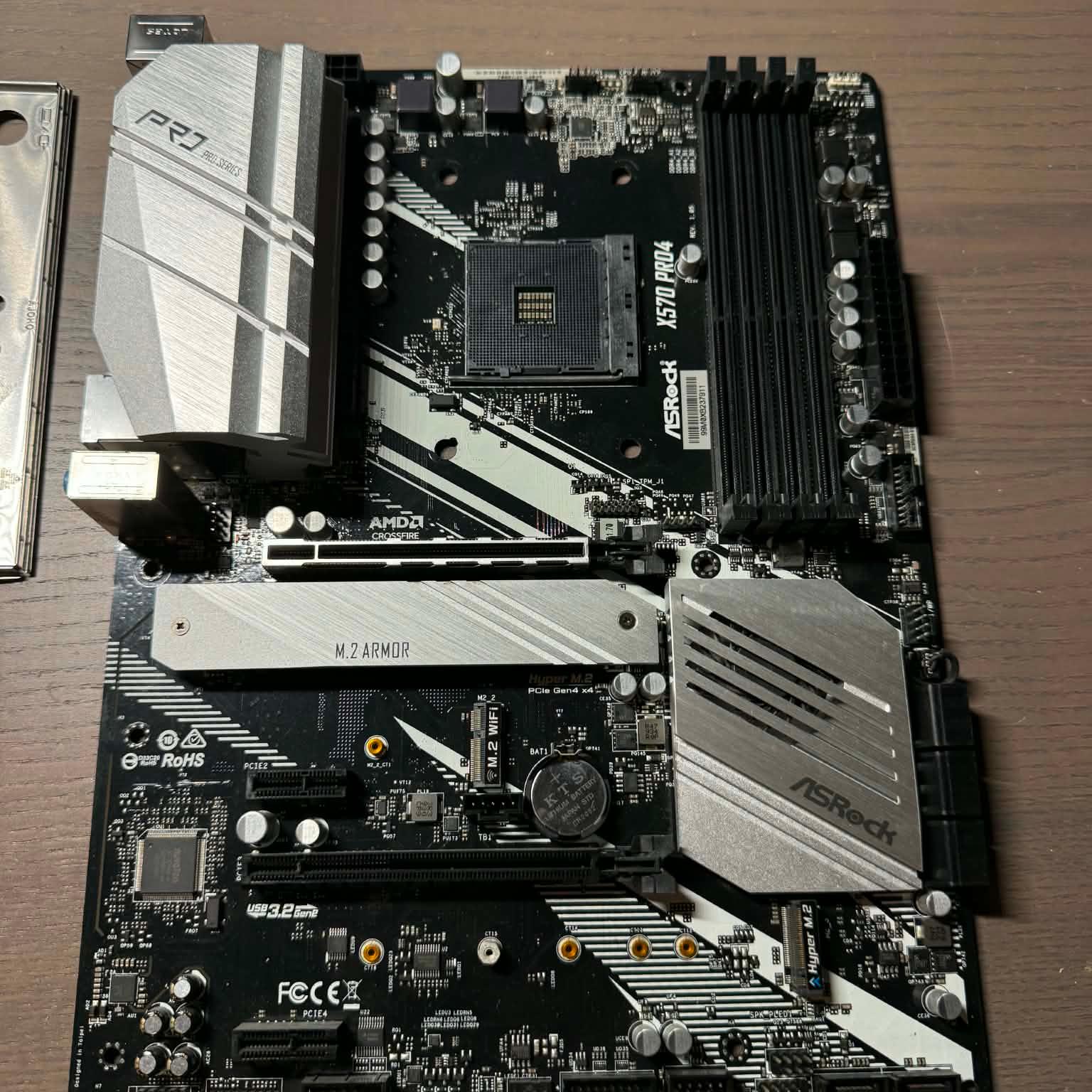 ASRock X570 Pro4 - Image 2