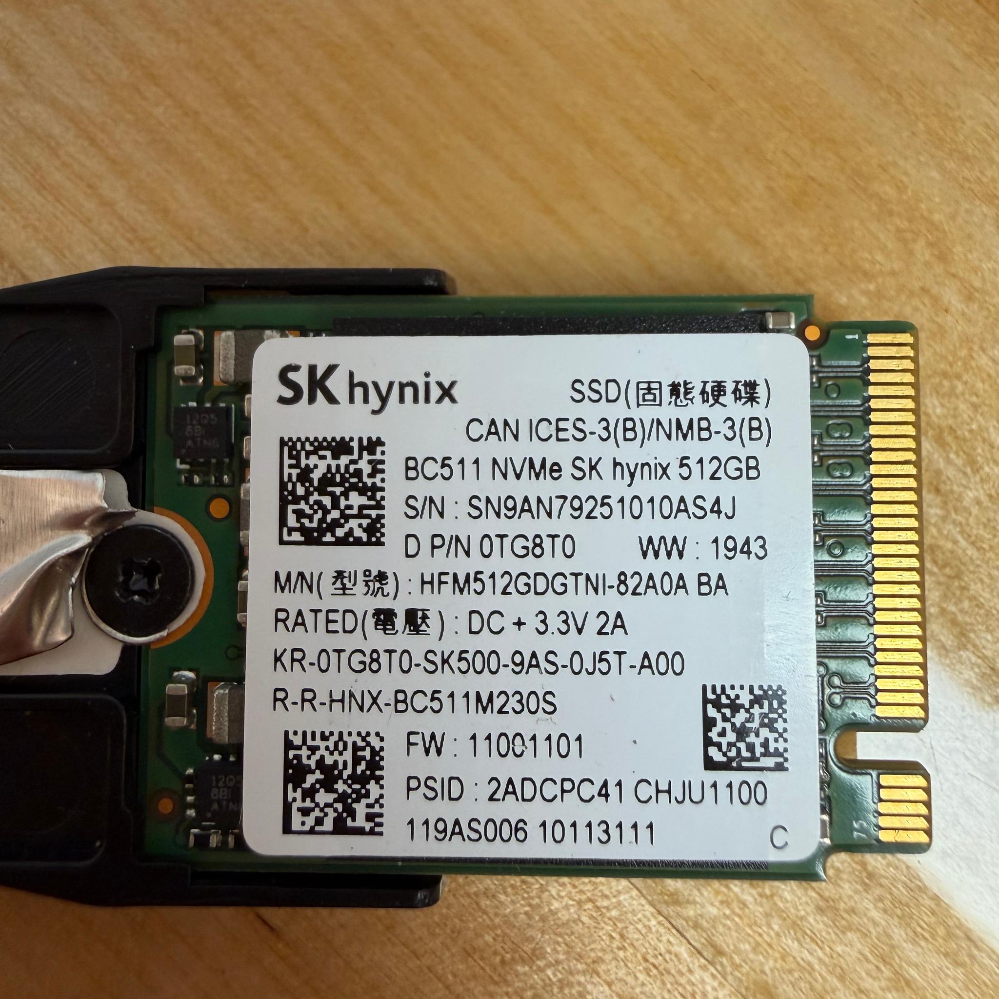 SK hynix BC511 512GB M.2 2230 NVMe PCIe Gen3 x4 SSD w/ 2280 Adapter Bracket