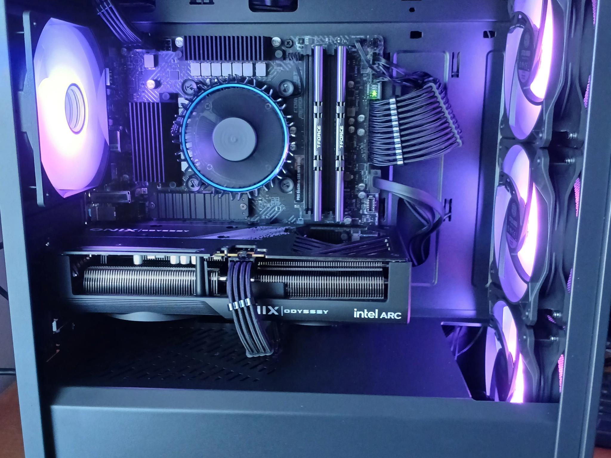 Intel Arc B570 10GB | Intel i5 12400F | 16GB RAM DDR4