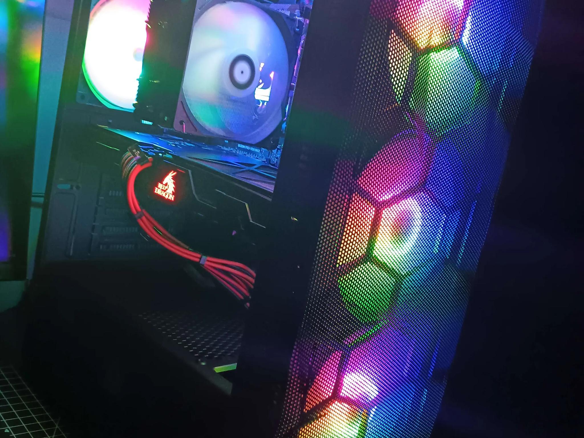 | Black RGB GAMING PC | Ryzen 5 2600x|RedDragon Vega56(UV'd & OC'd)|16gb DDR4 RAM|500g SSD Storage