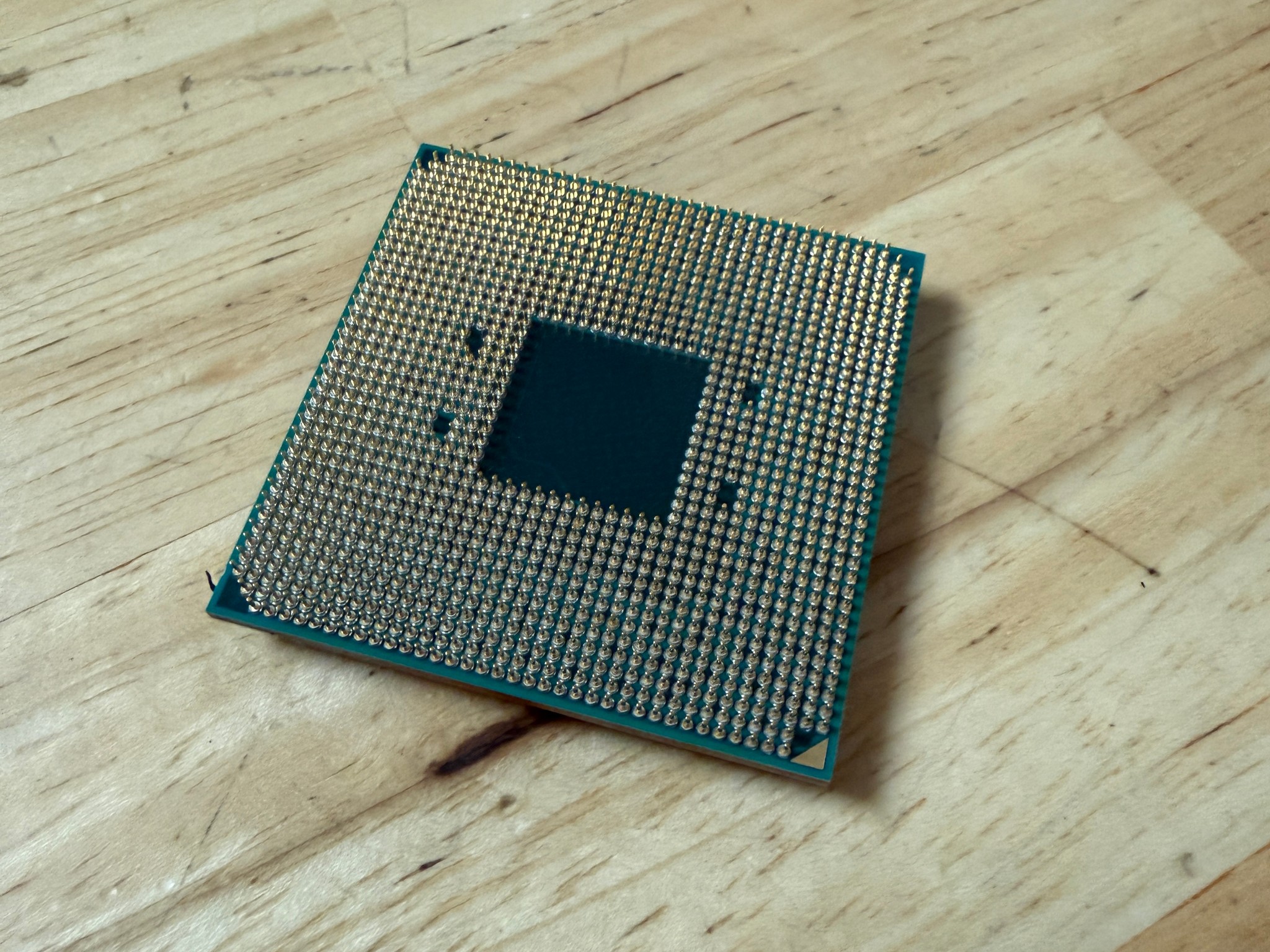 AMD Ryzen 3 1200 4 core AM4 Processor - Works Great!