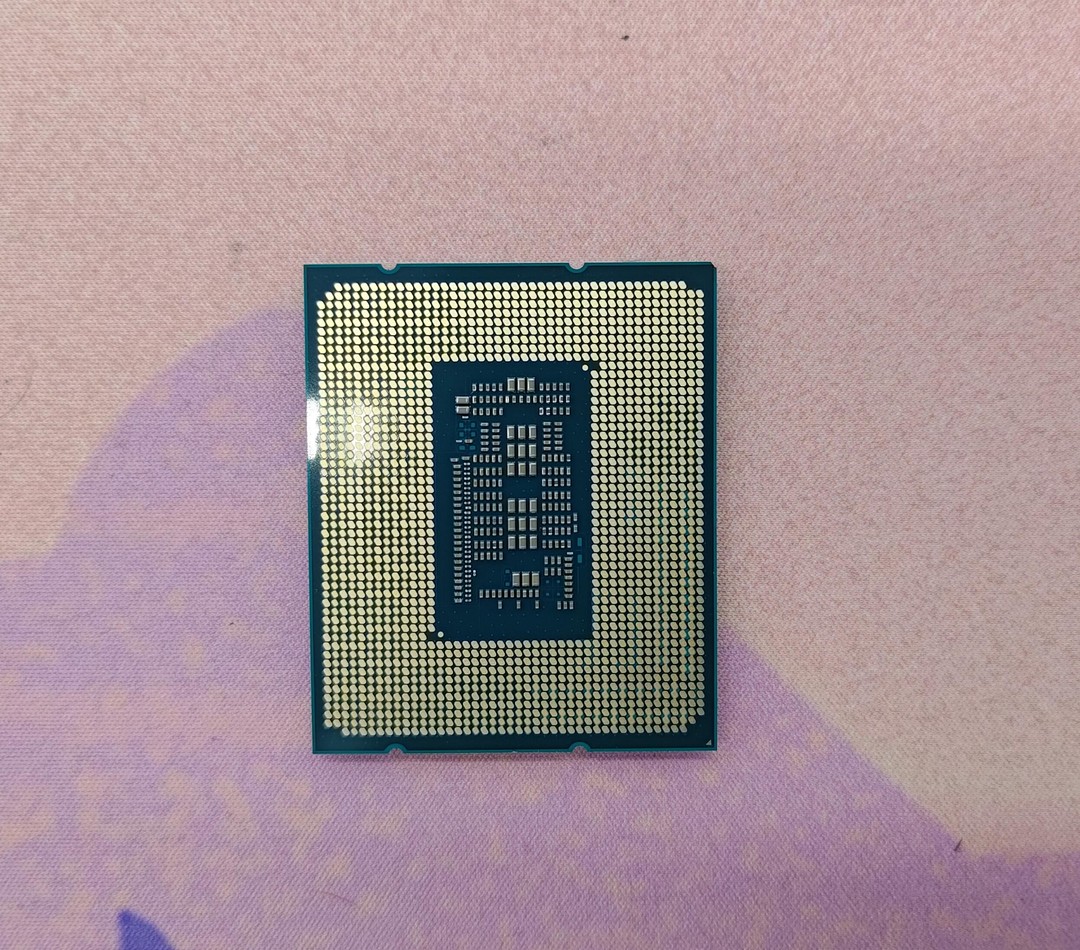 Intel Core i5-12400F | Jawa
