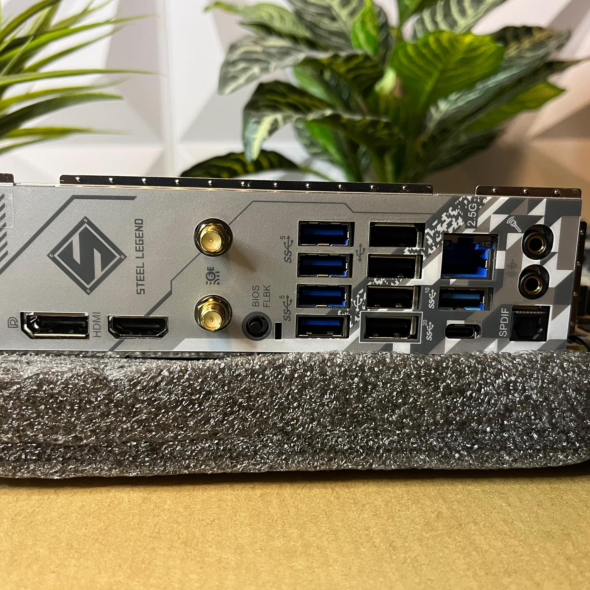 ASRock B650 Steel Legend WiFi AMD Socket AM5 Ryzen™ 8000 and 7000 Series Processors