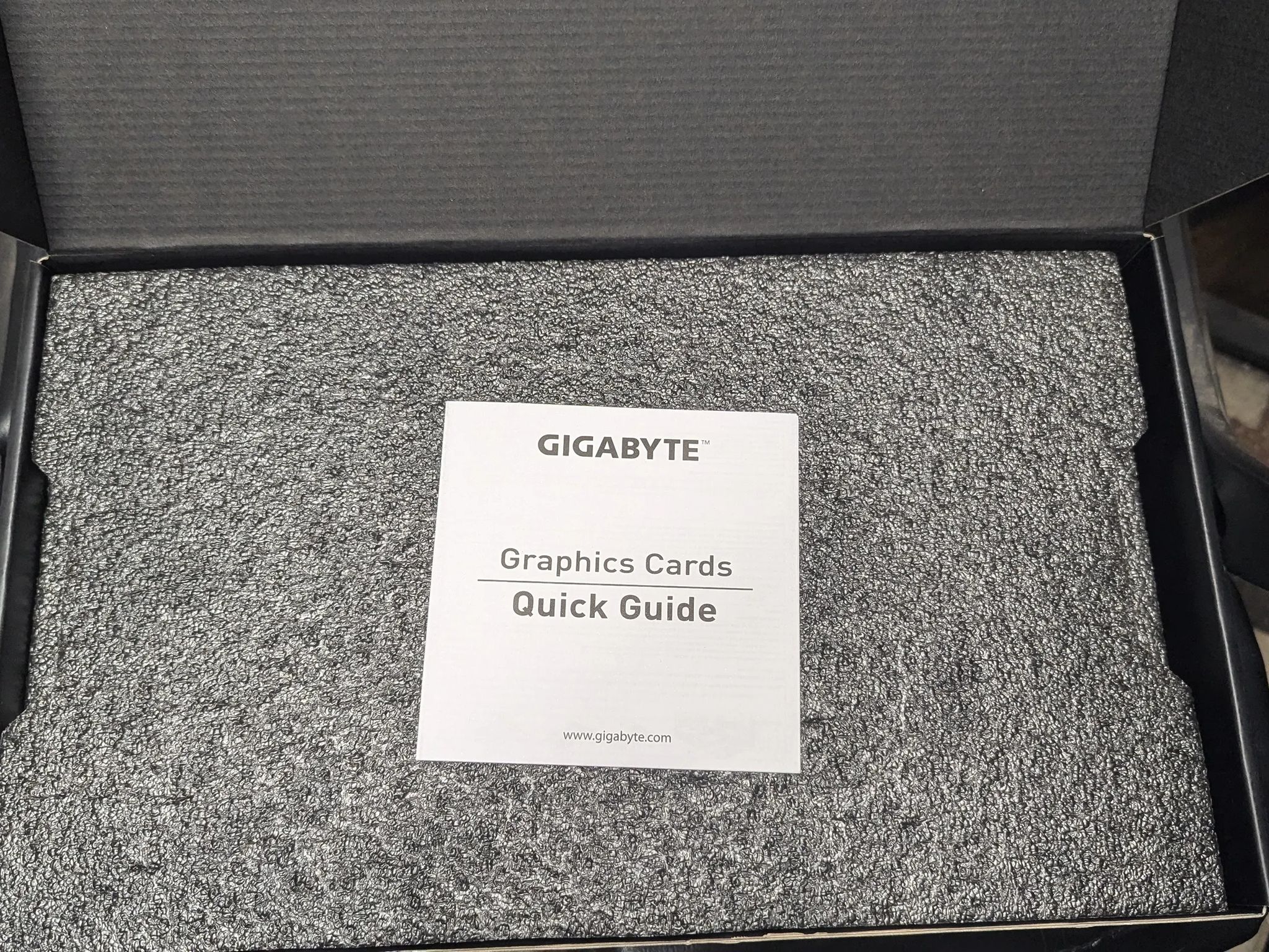 AMD GIGABYTE RX 6650XT OC