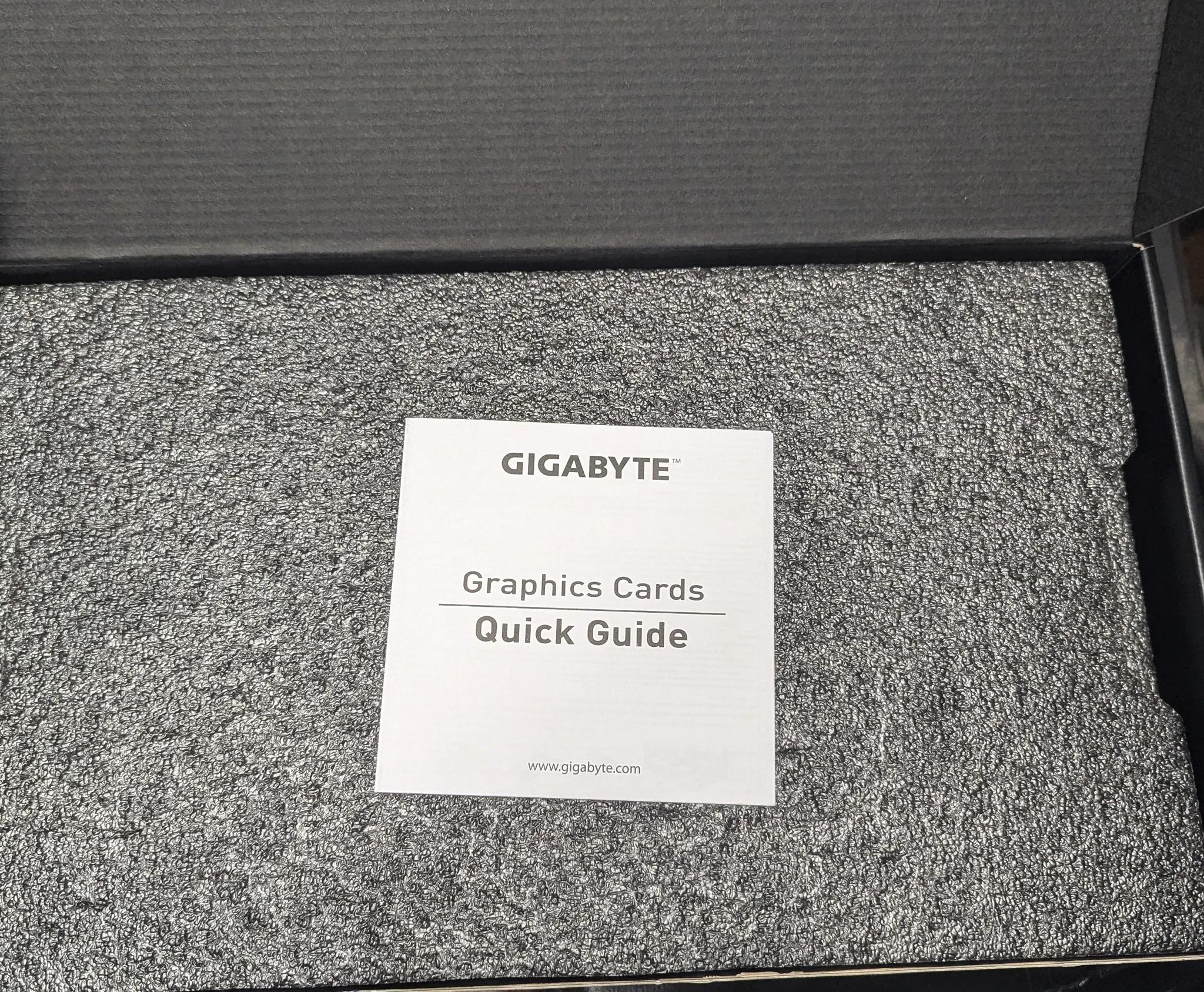 AMD GIGABYTE RX 6650XT OC