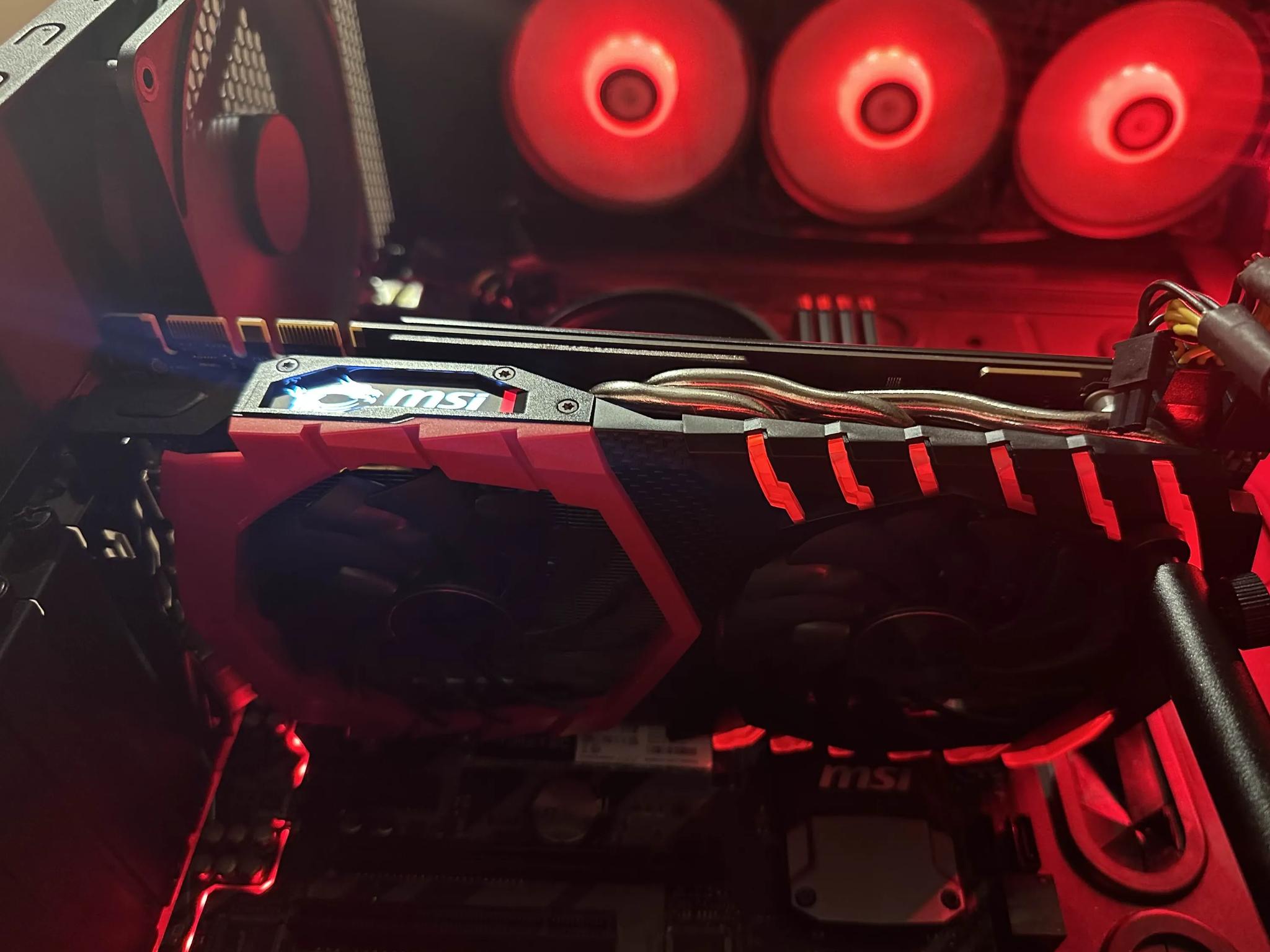Gaming PC - AMD Ryzen 5 1600 | MSI NVIDIA GeForce GTX 1070 | 32GB RAM | 1TB SSD