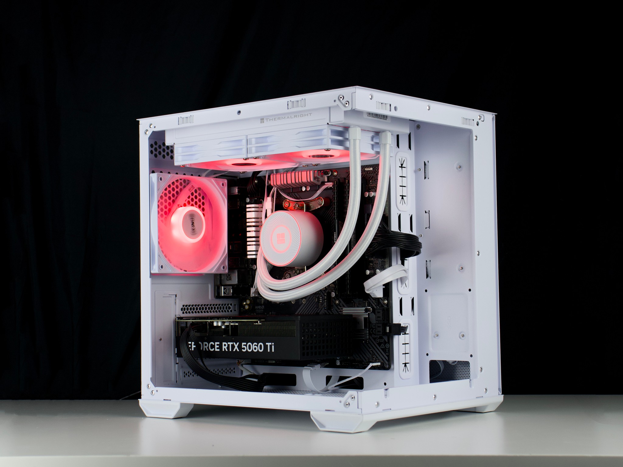 🧊❄️🧊 White Gaming PC – RTX 5060 TI, Ryzen 7 5700X, 32GB RAM, 1TB SSD - WiFi 🧊❄️🧊