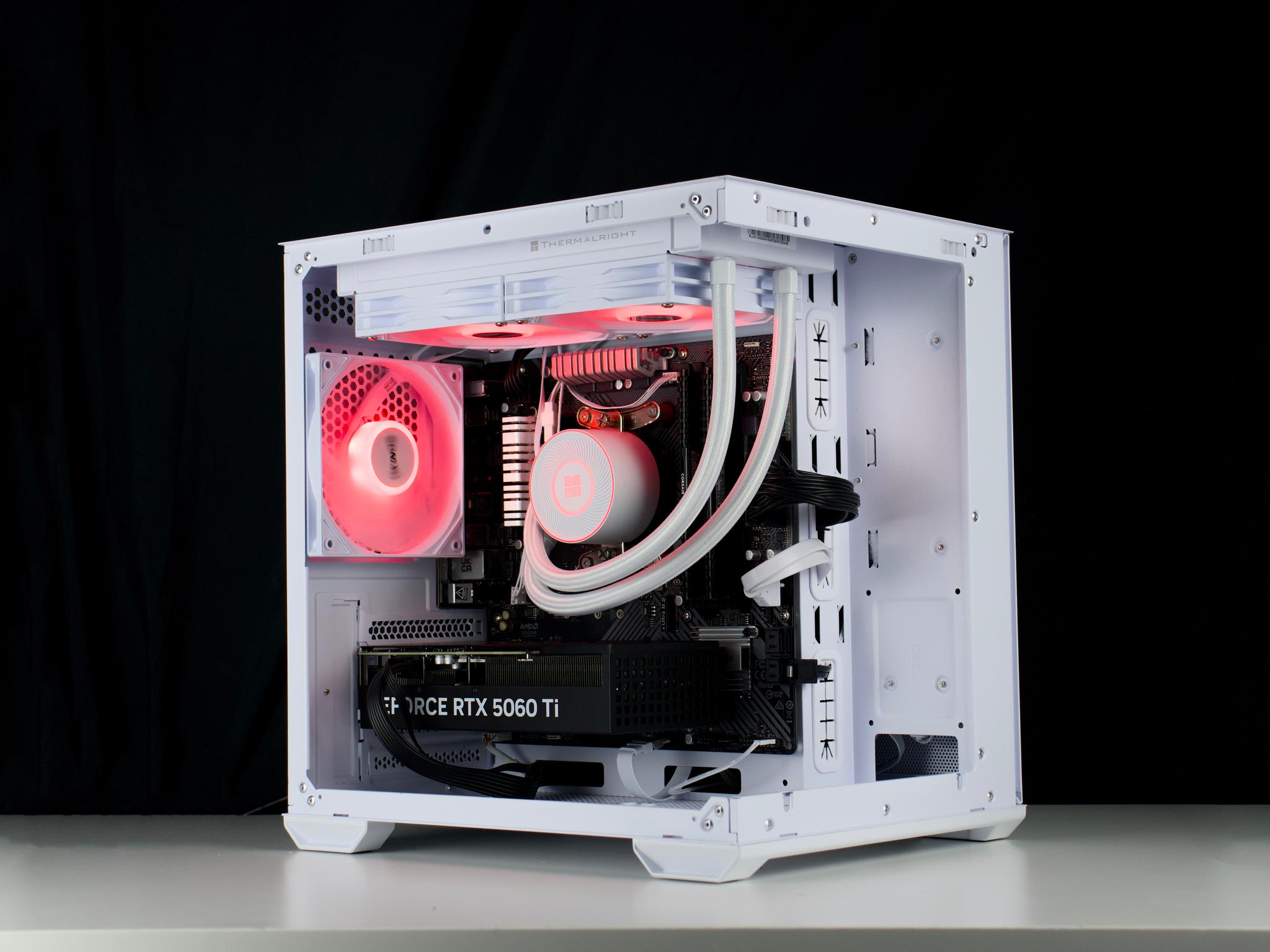 🧊❄️🧊 White Gaming PC – RTX 5060 TI, Ryzen 7 5700X, 32GB RAM, 1TB SSD - WiFi 🧊❄️🧊