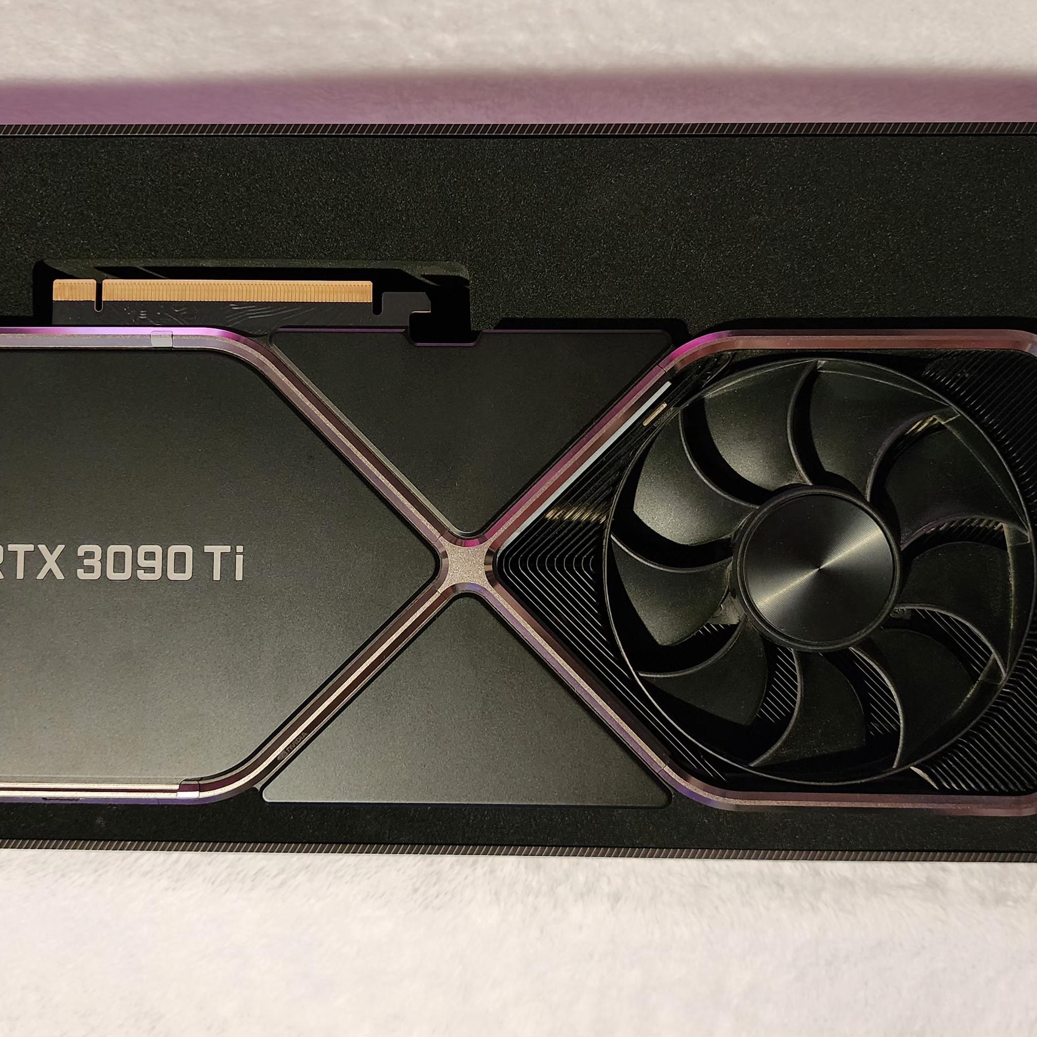 NVIDIA GeForce RTX 3090 Ti Founders Edition