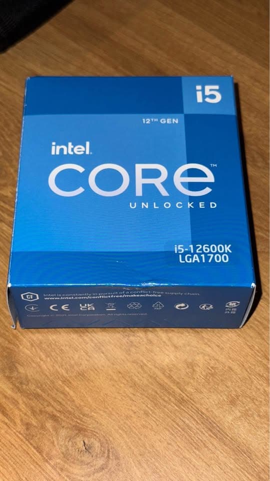 Intel i5 12600k