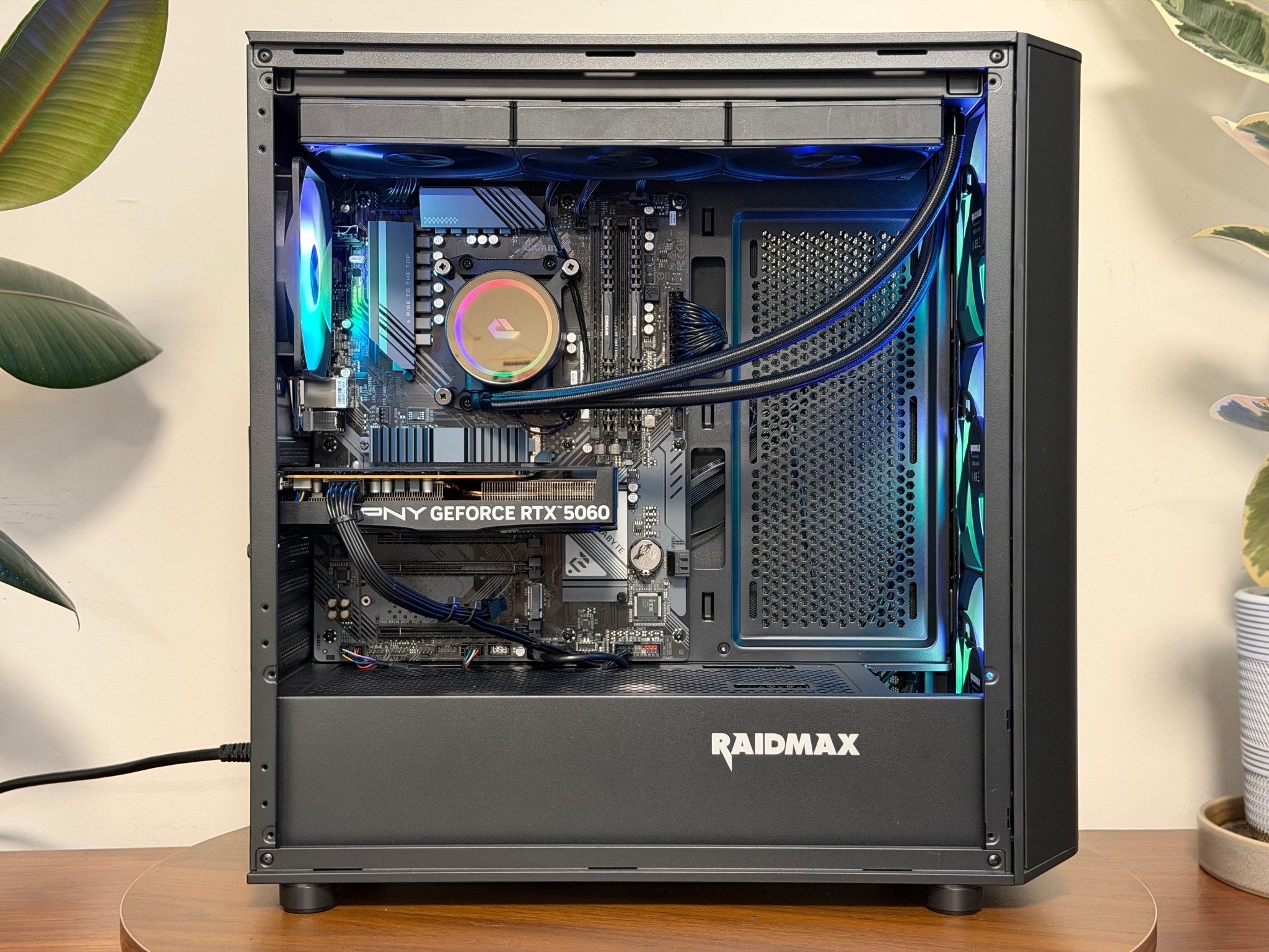 RTX 5060 | Ryzen 5 5500 | 16GB DDR4 | B550 | 1TB SSD | 750W