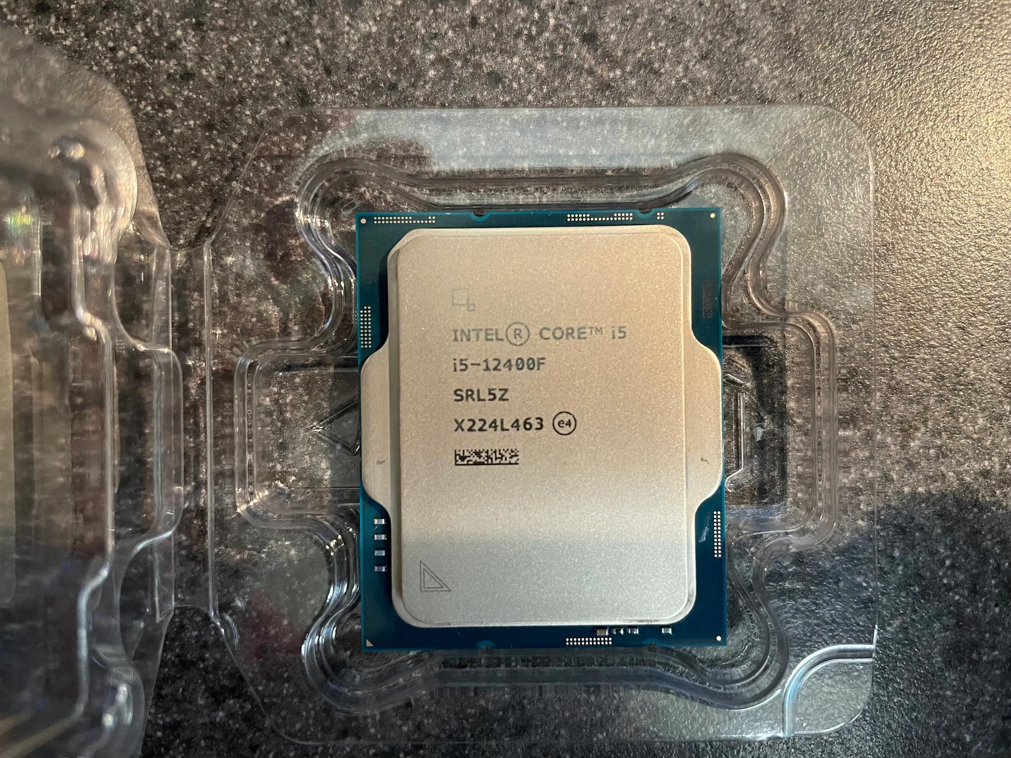 Like New! Intel i5 12400F 6 Cores LGA1700
