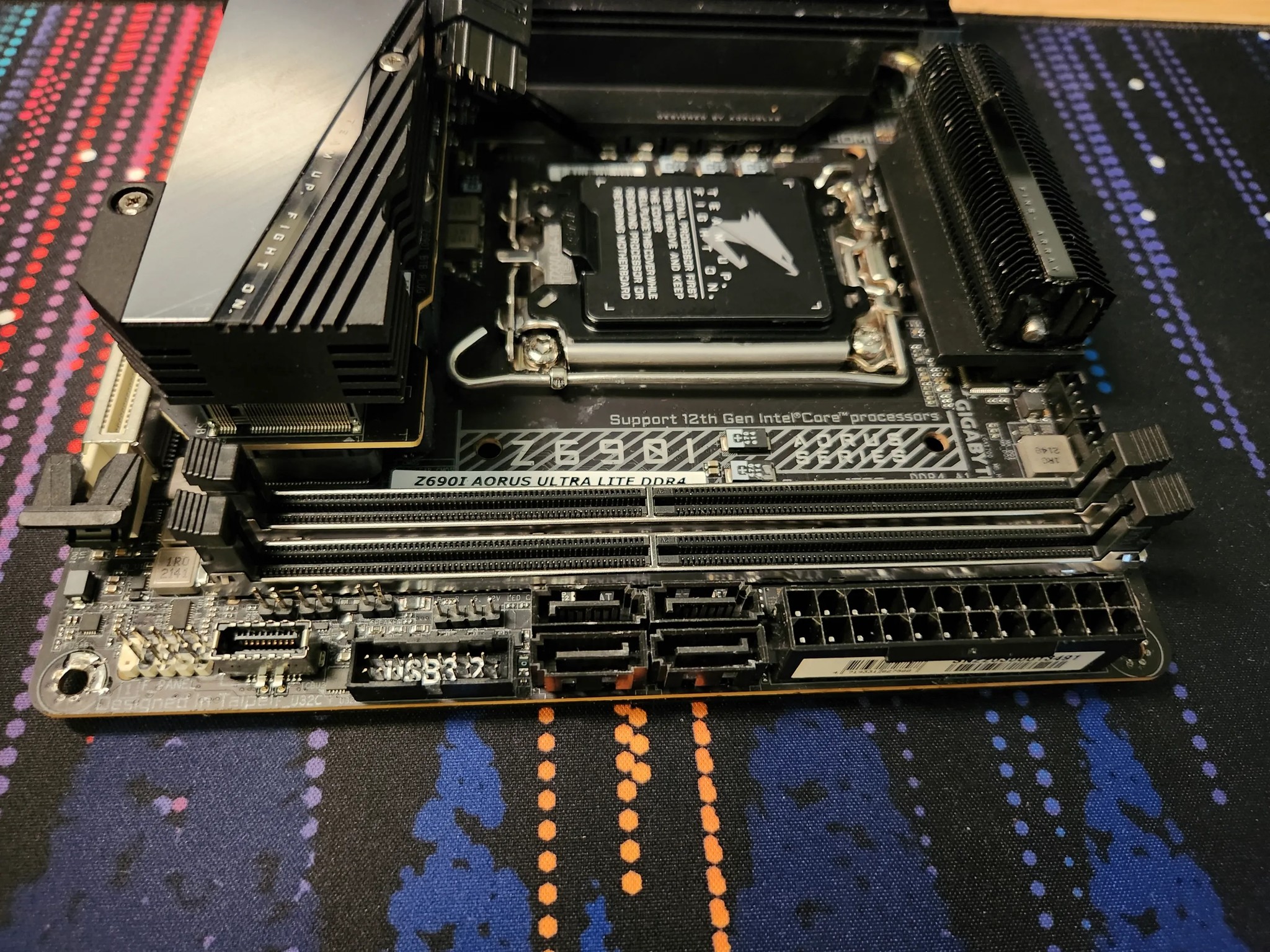 Gigabyte Z690I AORUS Ultra Lite DDR4 Mini-ITX LGA1700