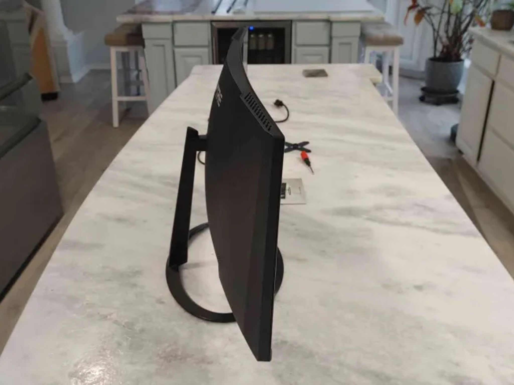 Sceptre 30” Ultrawide Curved Monitor – 2560×1080, 85Hz