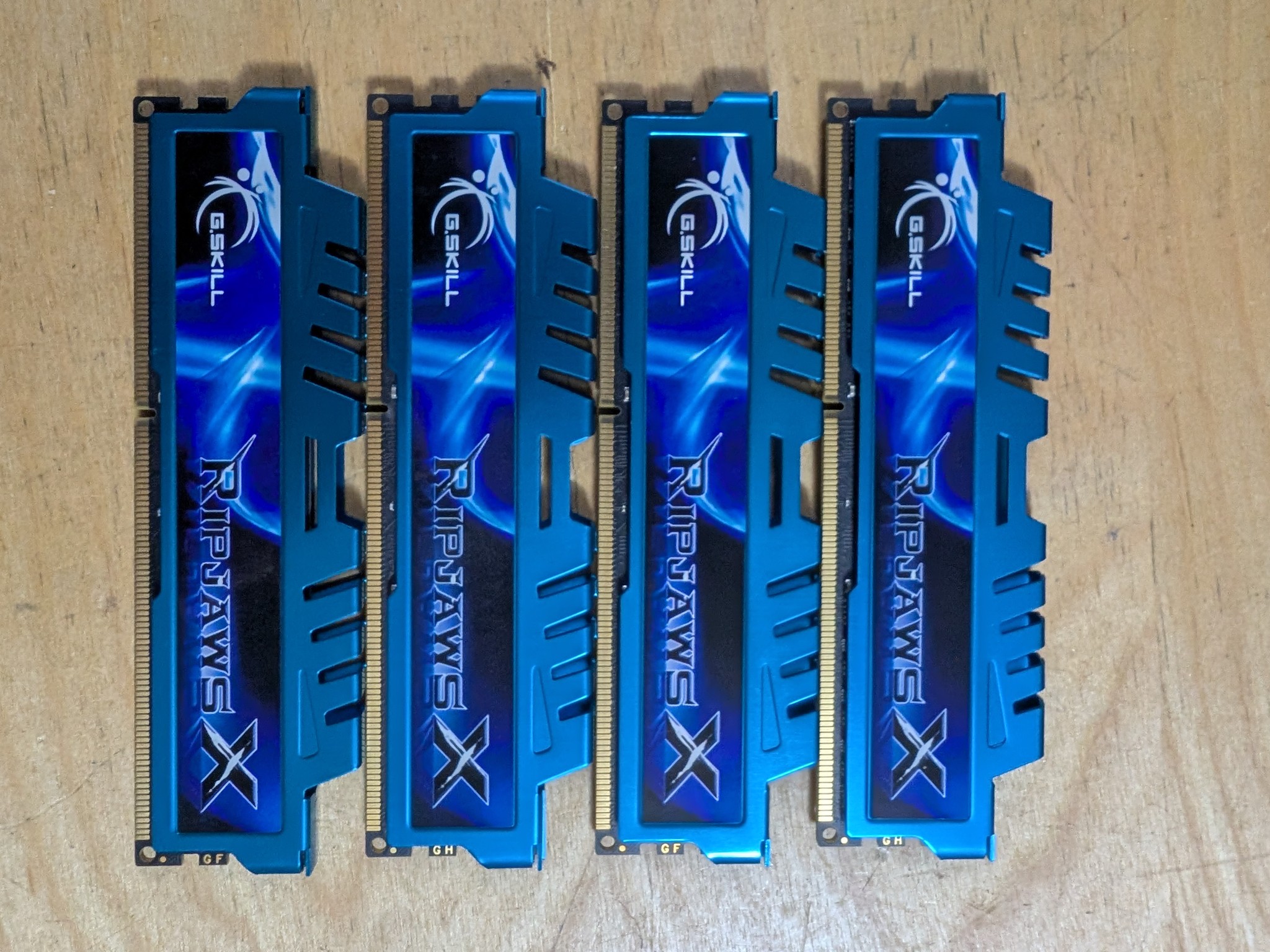 32GB DDR3 1866MTs Gskill 4x8GB kit