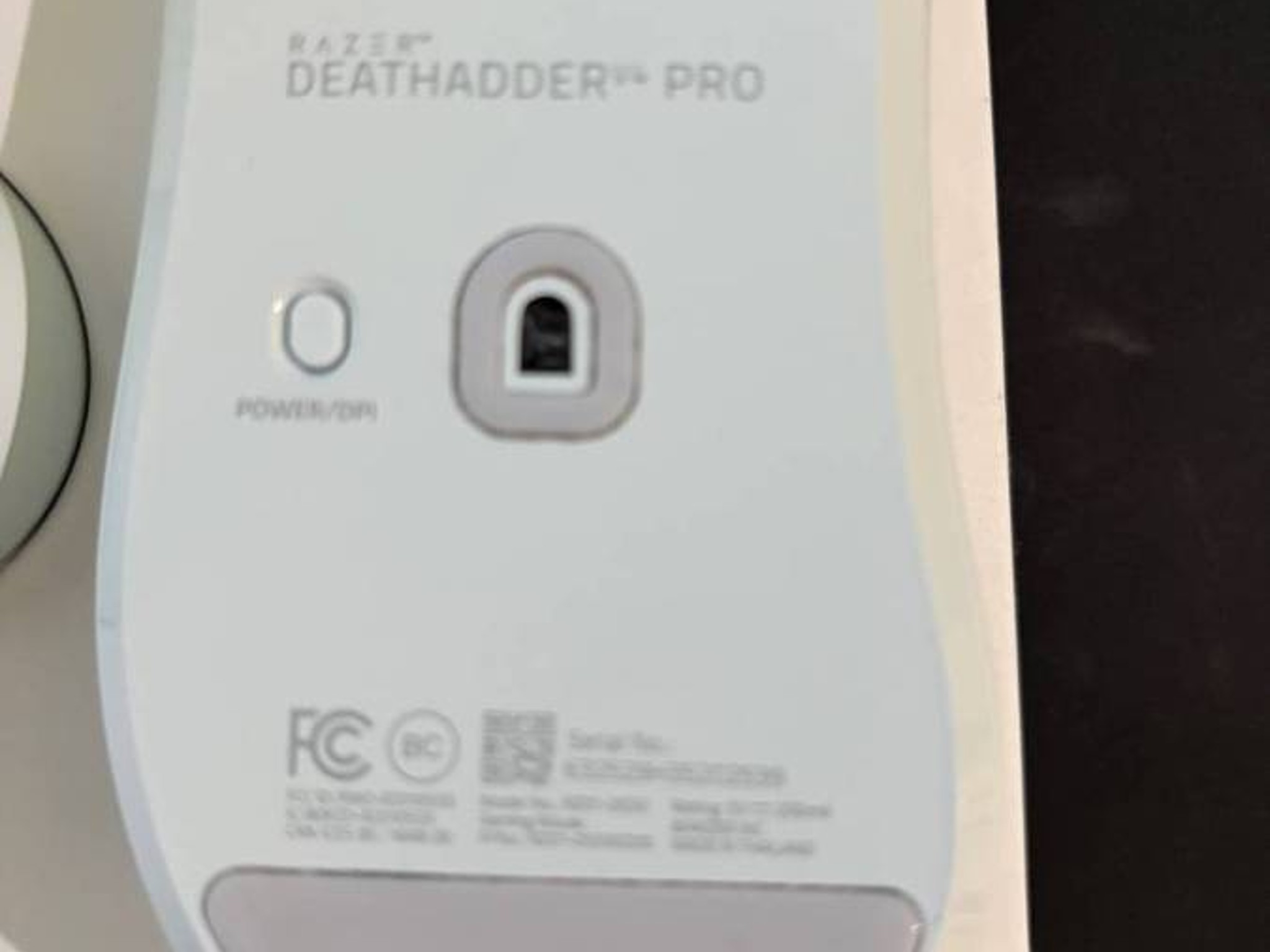 Razer DeathAdder V4 Pro Wireless Gaming Mouse White