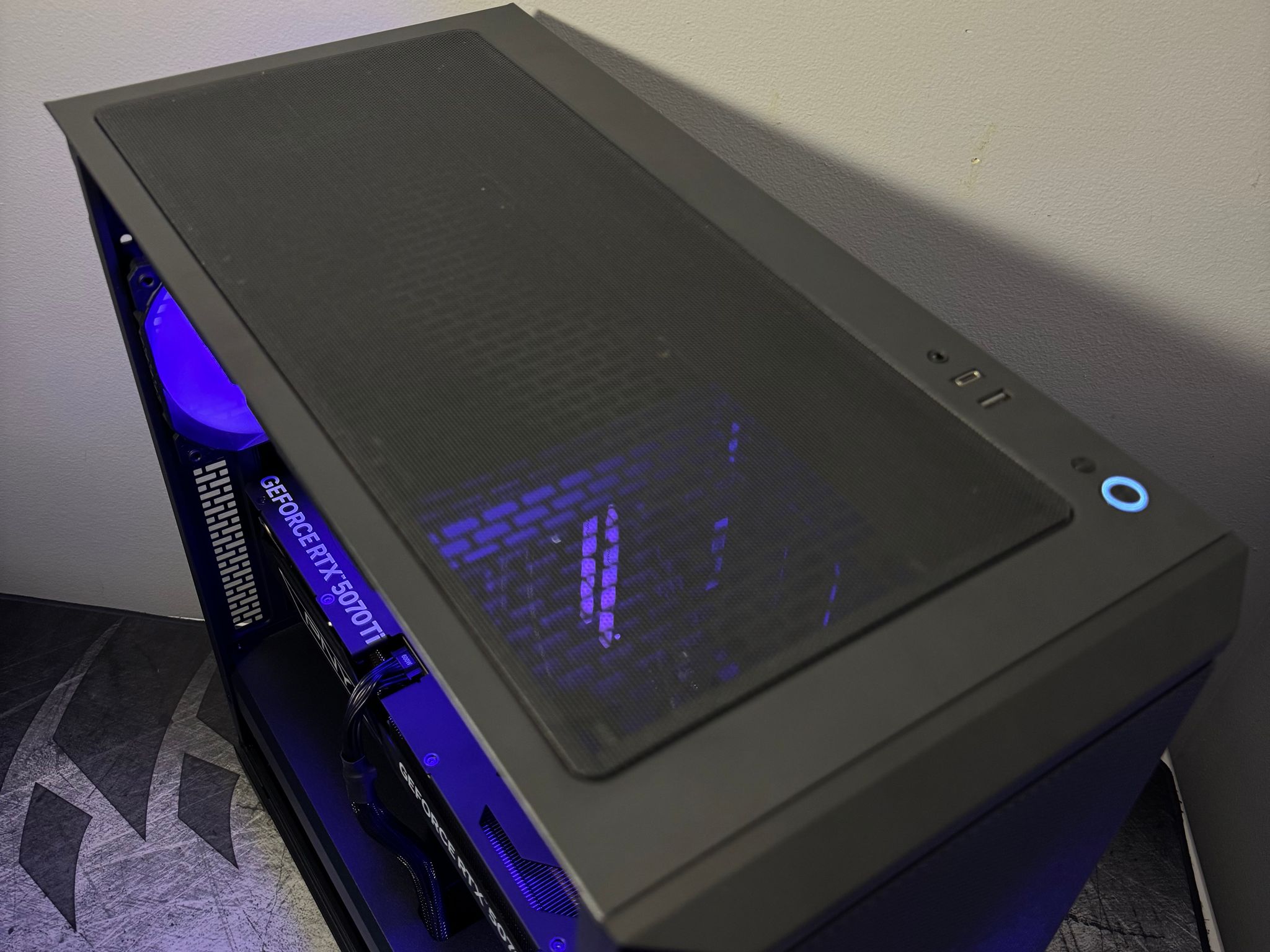 RTX 5070 Ti | Ryzen 7 9800X3D | 32GB DDR5 6000 MT/s CL30 | 2TB Storage | Free Shipping