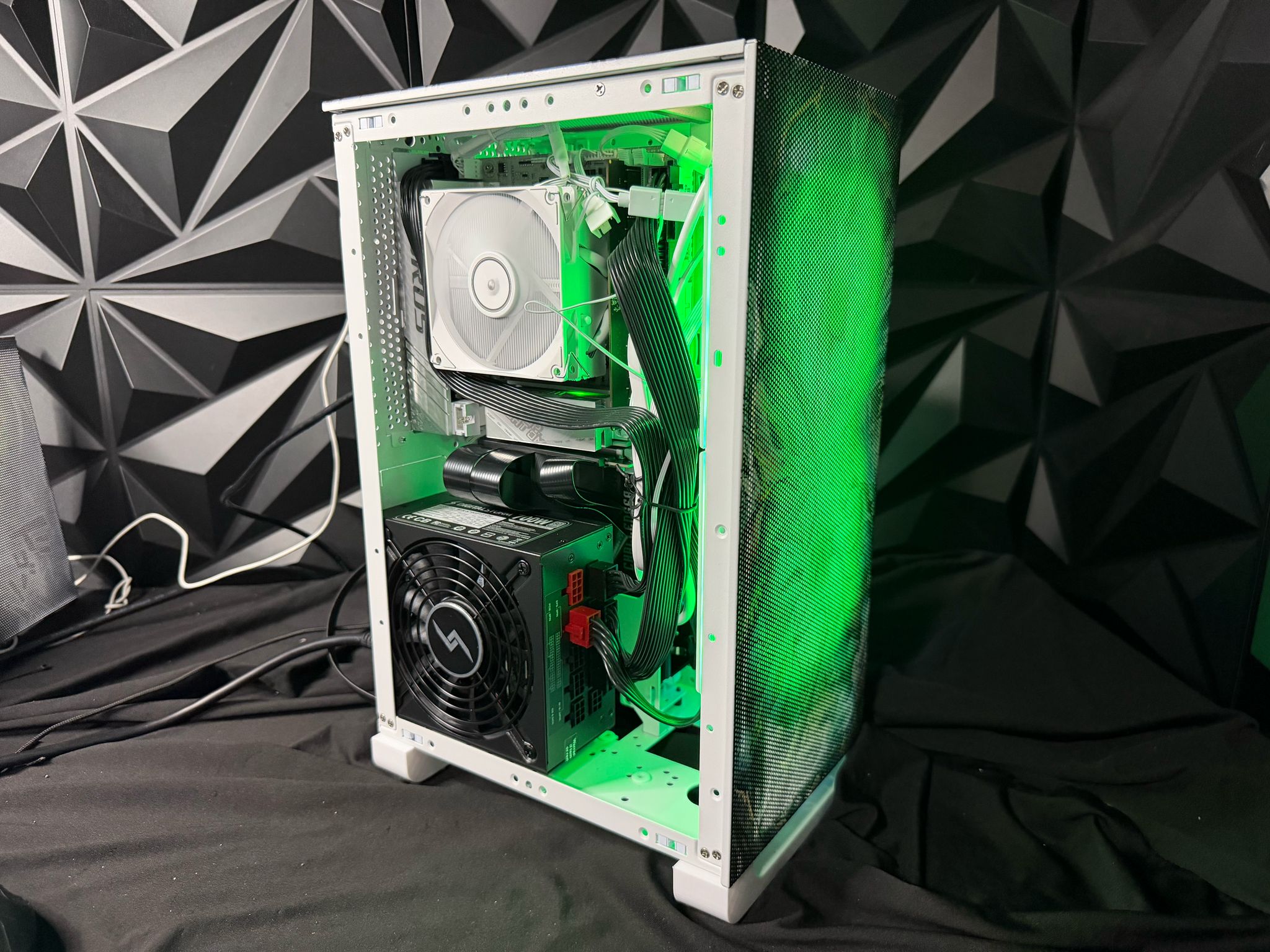 ⚡🔥 KANTO KLASH 🔥⚡Ryzen 7 7700X| RX 9060XT 16 GB| 32 GB DDR5| 1 TB NVMe| 700W PSU
