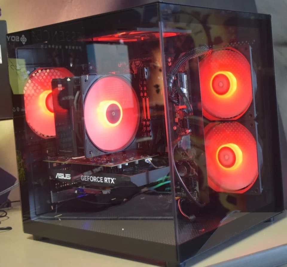 Gaming PC Intel I 5 9400 RAM 32 GBS GPU RTX 3050 Nvme 512 GB+ 500 GB SSD+ extra
