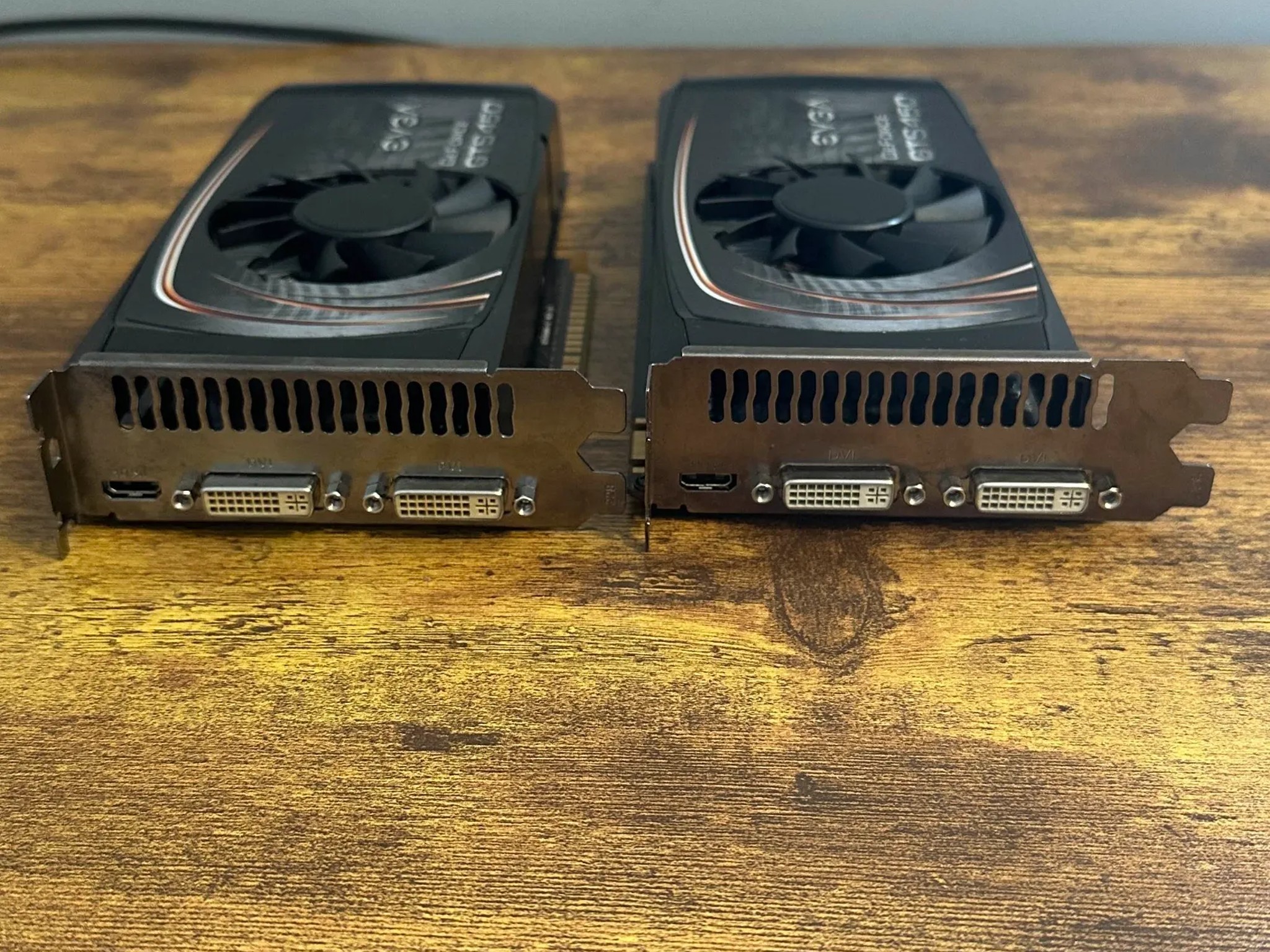2X EVGA Nvidia Geforce GTS 450 1GB GDDR5 Graphics Card W/ SLI Bridge