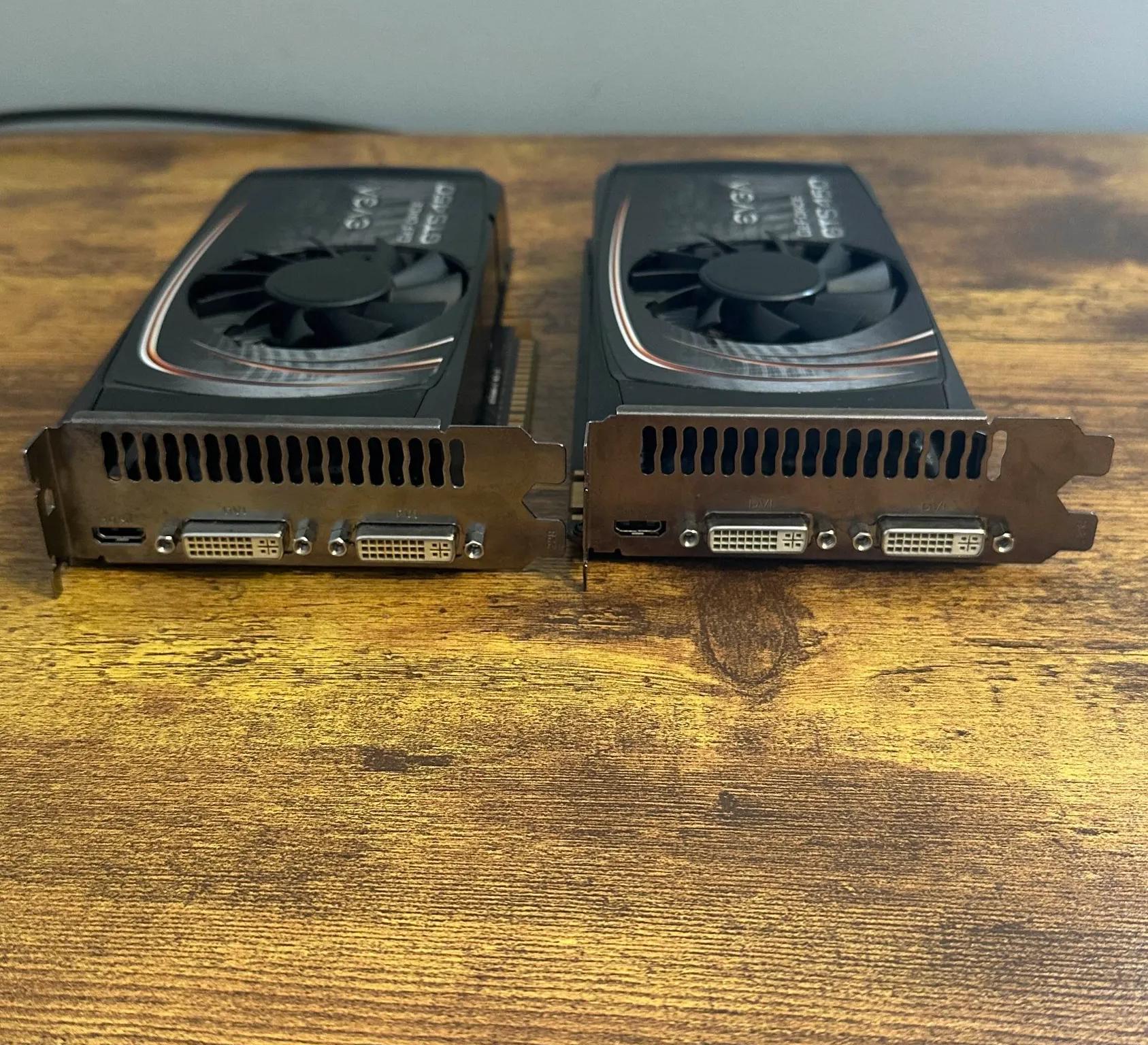2X EVGA Nvidia Geforce GTS 450 1GB GDDR5 Graphics Card W/ SLI Bridge