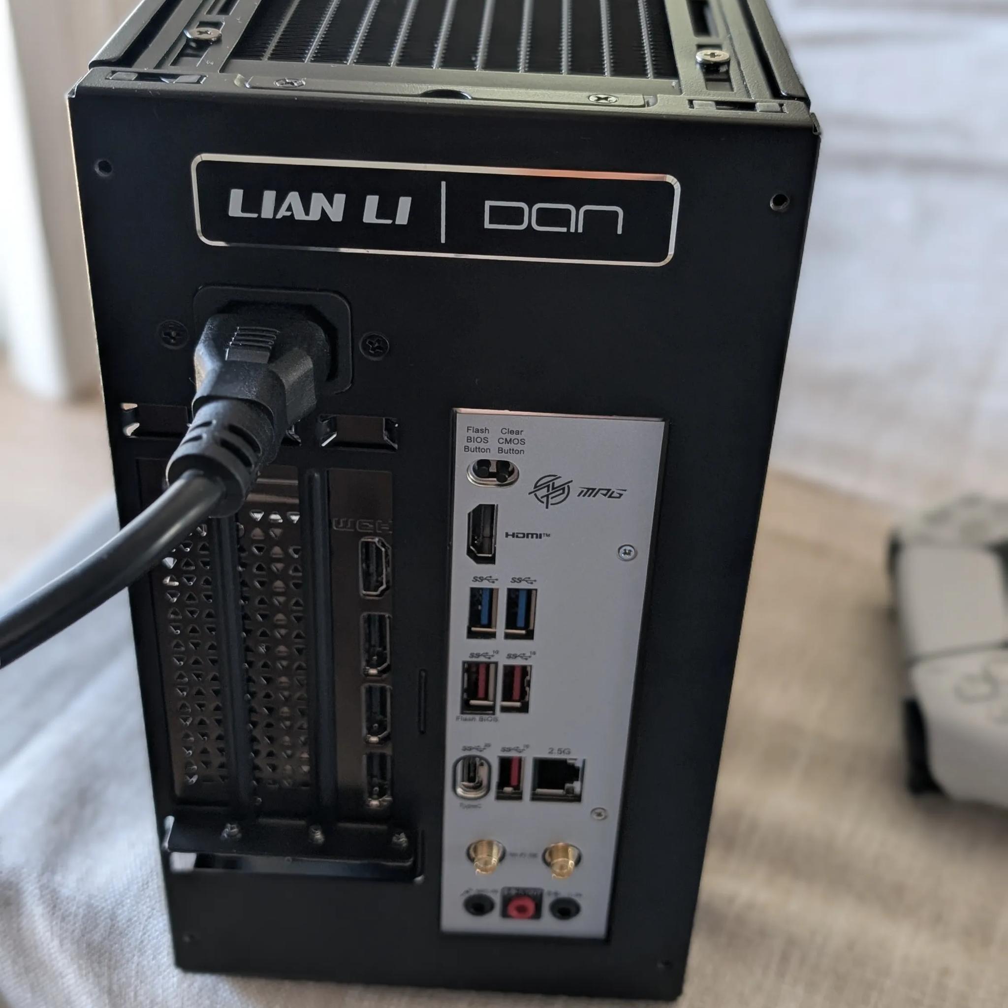Tiny Powerhouse Gaming PC - Lian Li Dan A4-H2O Mini ITX build - 5070 Ti