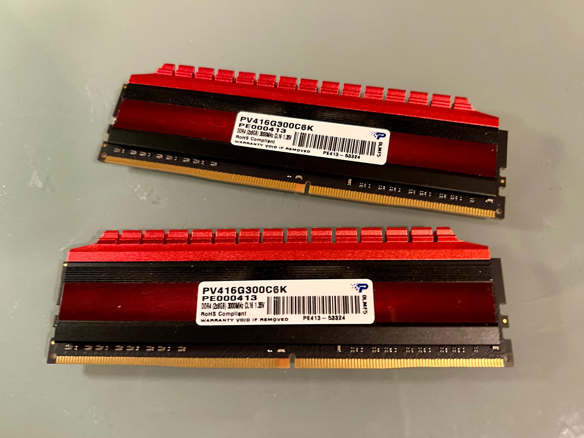 Patriot Viper 4 Series DDR4 16GB (2 x 8GB) C16 3000MHz Kit