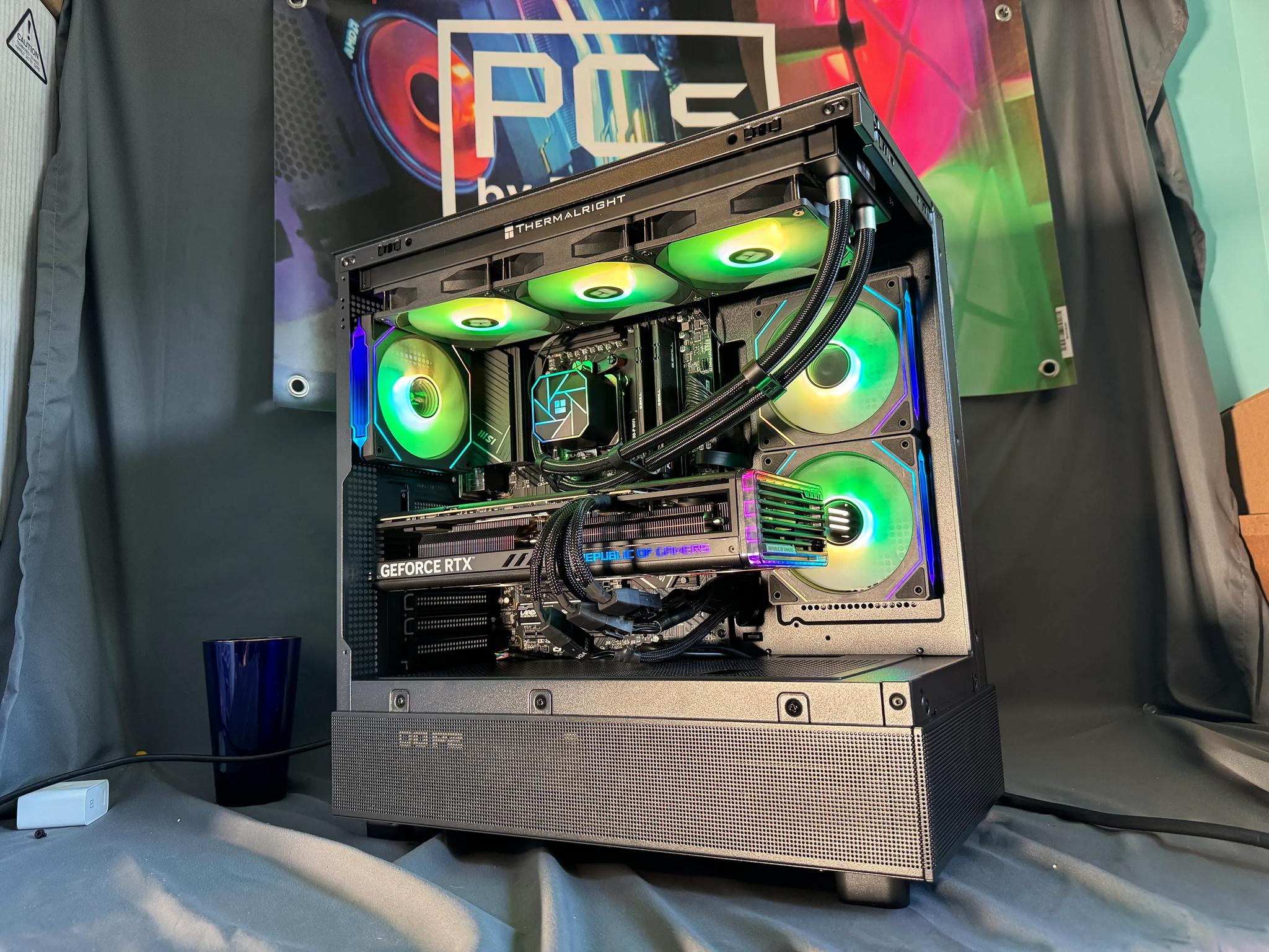RTX 4070TI Strix Ryzen 7700X Gaming PC