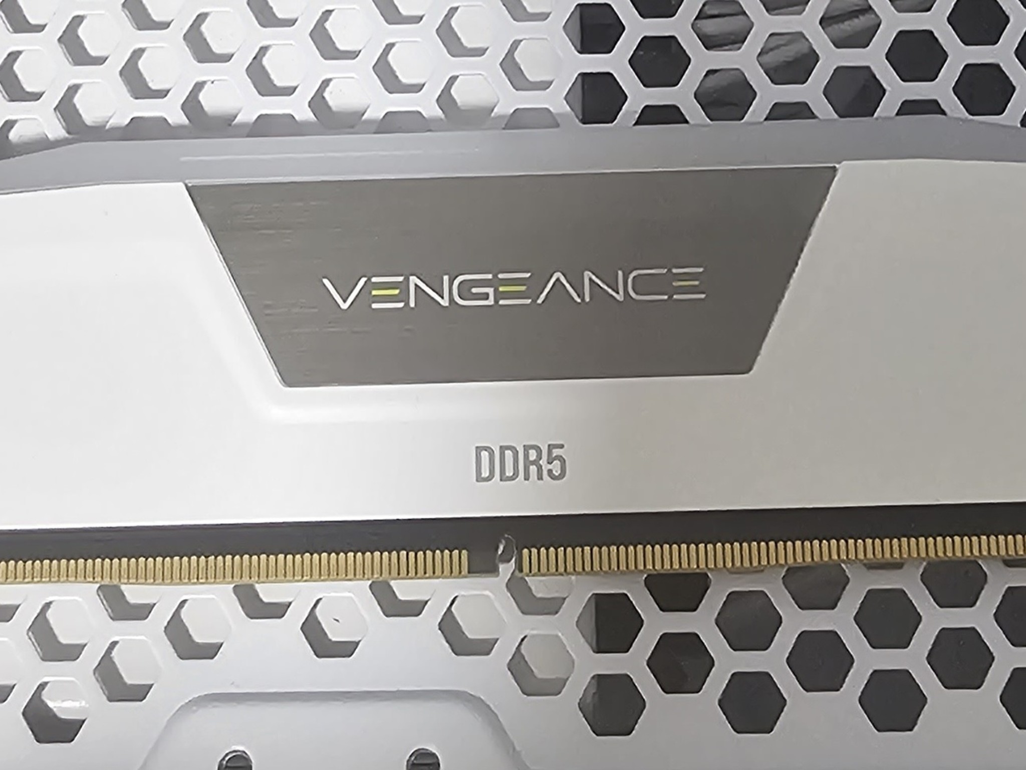 Asus Prime Z690-A + i7 12700kf +32gb ddr5 6000mhz  +
