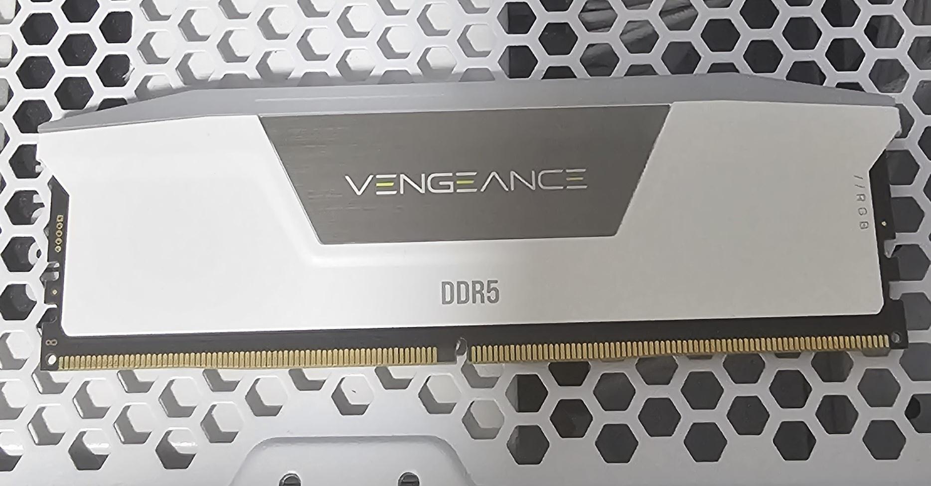 Asus Prime Z690-A + i7 12700kf +32gb ddr5 6000mhz  +