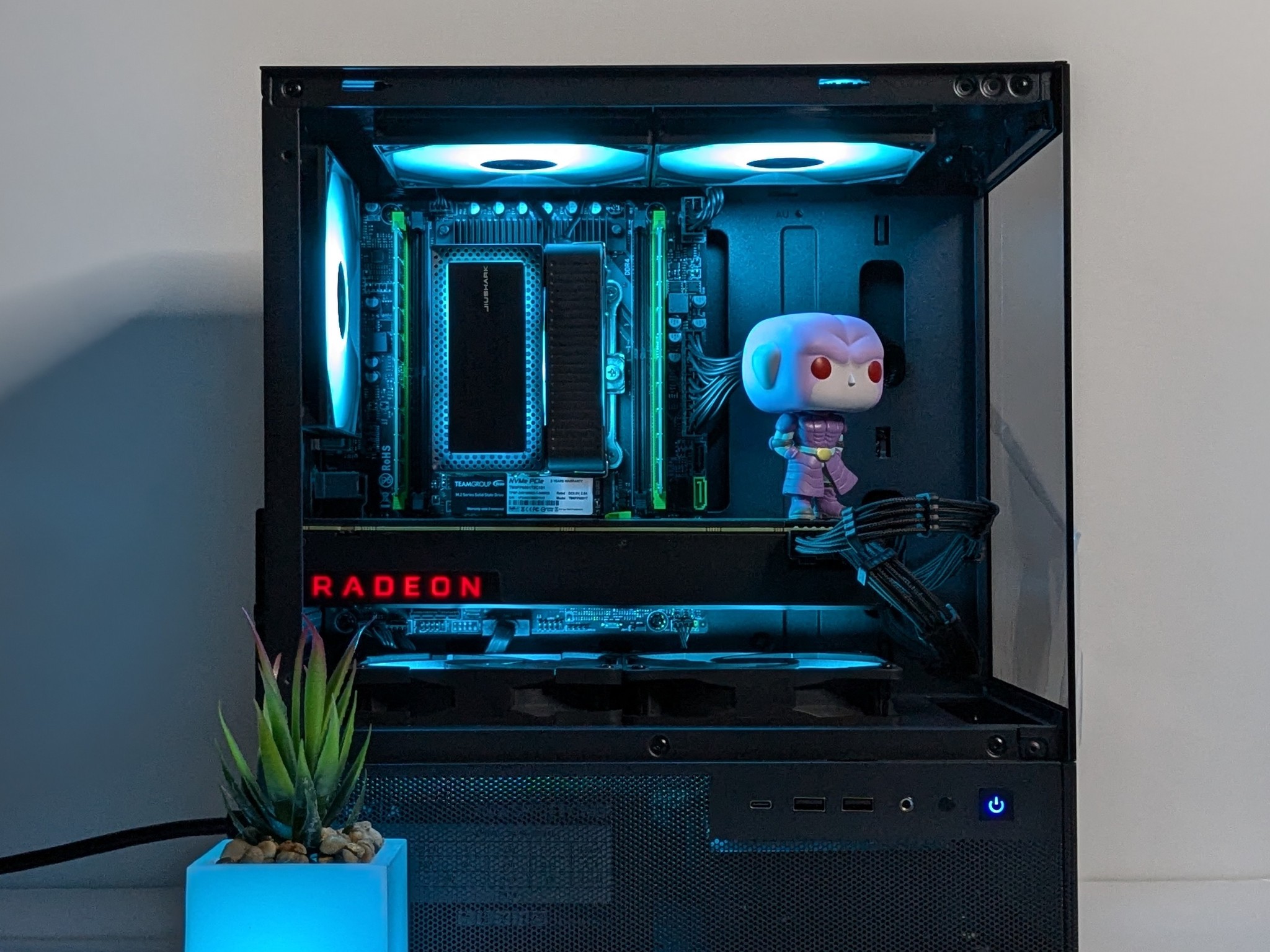 タイムチャンピオン ⚫️🌌RX Vega 56 8GB⚫️Intel 12-cores 24-threads⚫️32GB DDR4⚫️1TB PCIE⚫️Windows 11 Pro