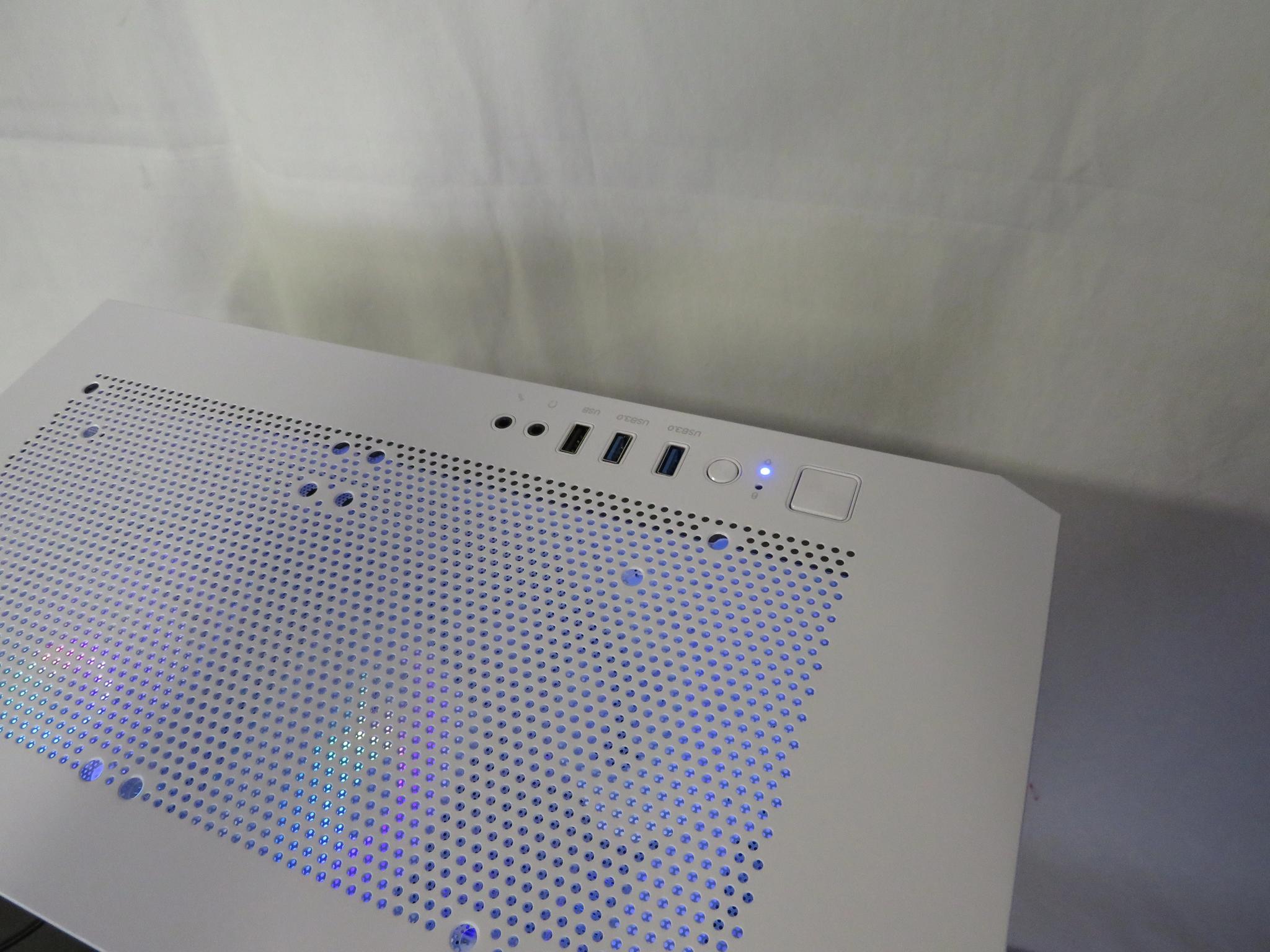 WHITE OUT: All New Parts! Ryzen 5 5600 + AMD RX 6600 + 16 GB RAM + 1 TB NVME SSD
