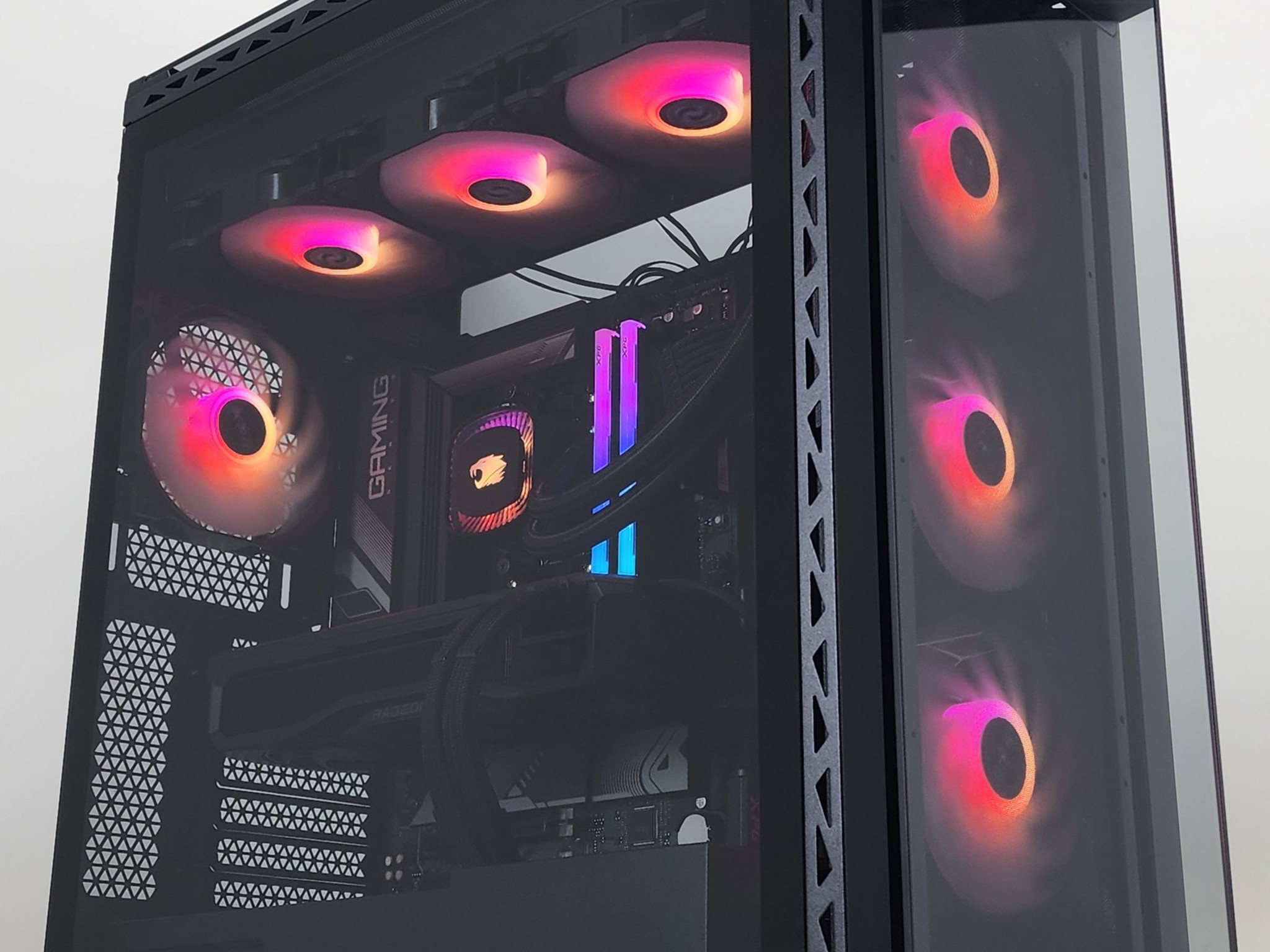 Gaming PC Ryzen 7 7800X3D 32GB RAM 2TB SSD RX 7900 XT 20GB Windows 11 Computer